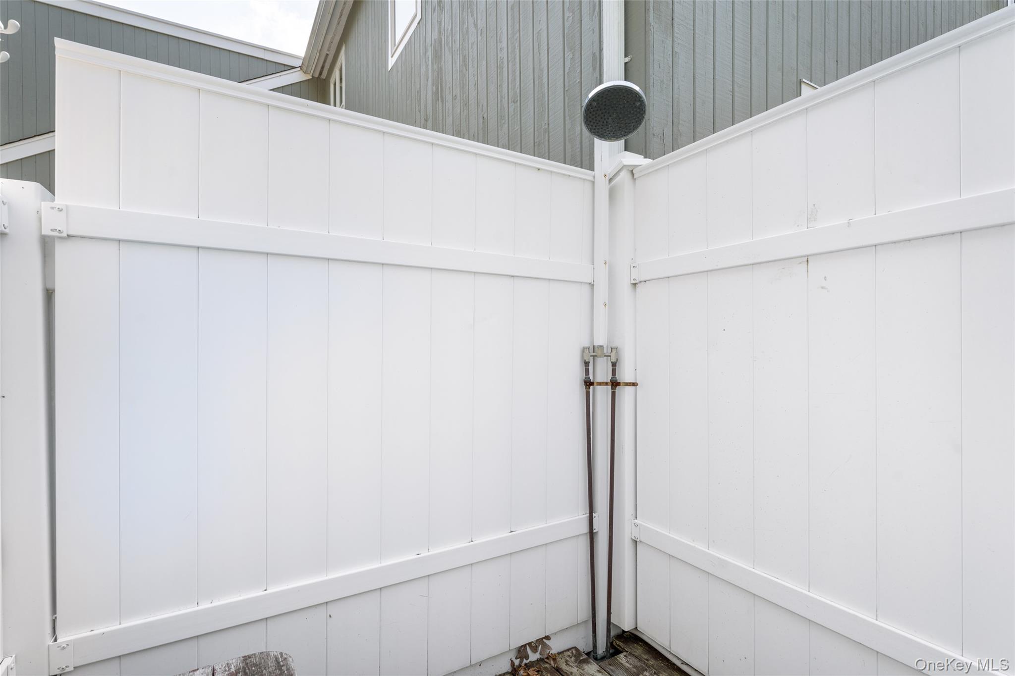 10 Pepi Court, Hampton Bays, NY 11946