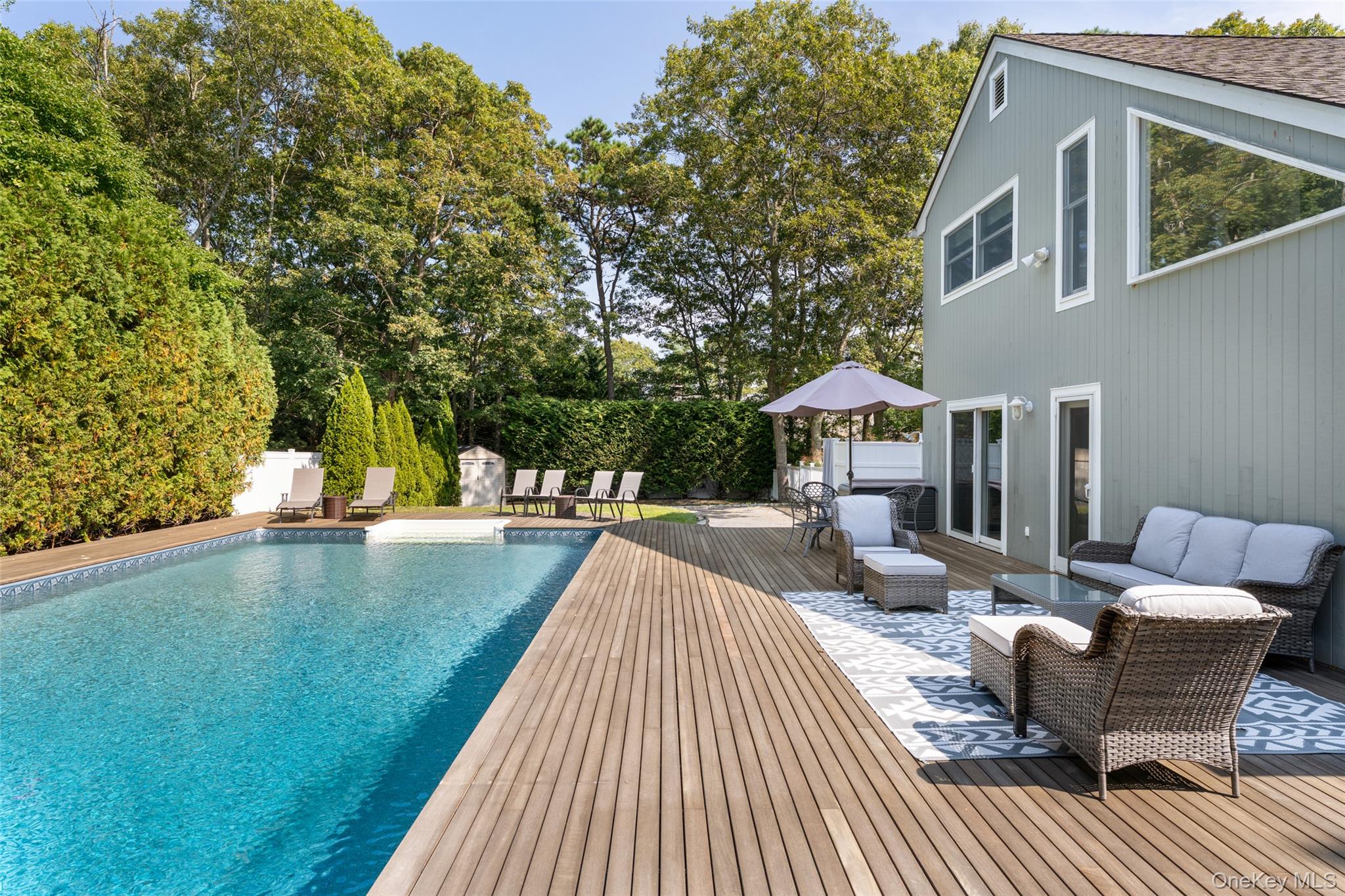 10 Pepi Court, Hampton Bays, NY 11946