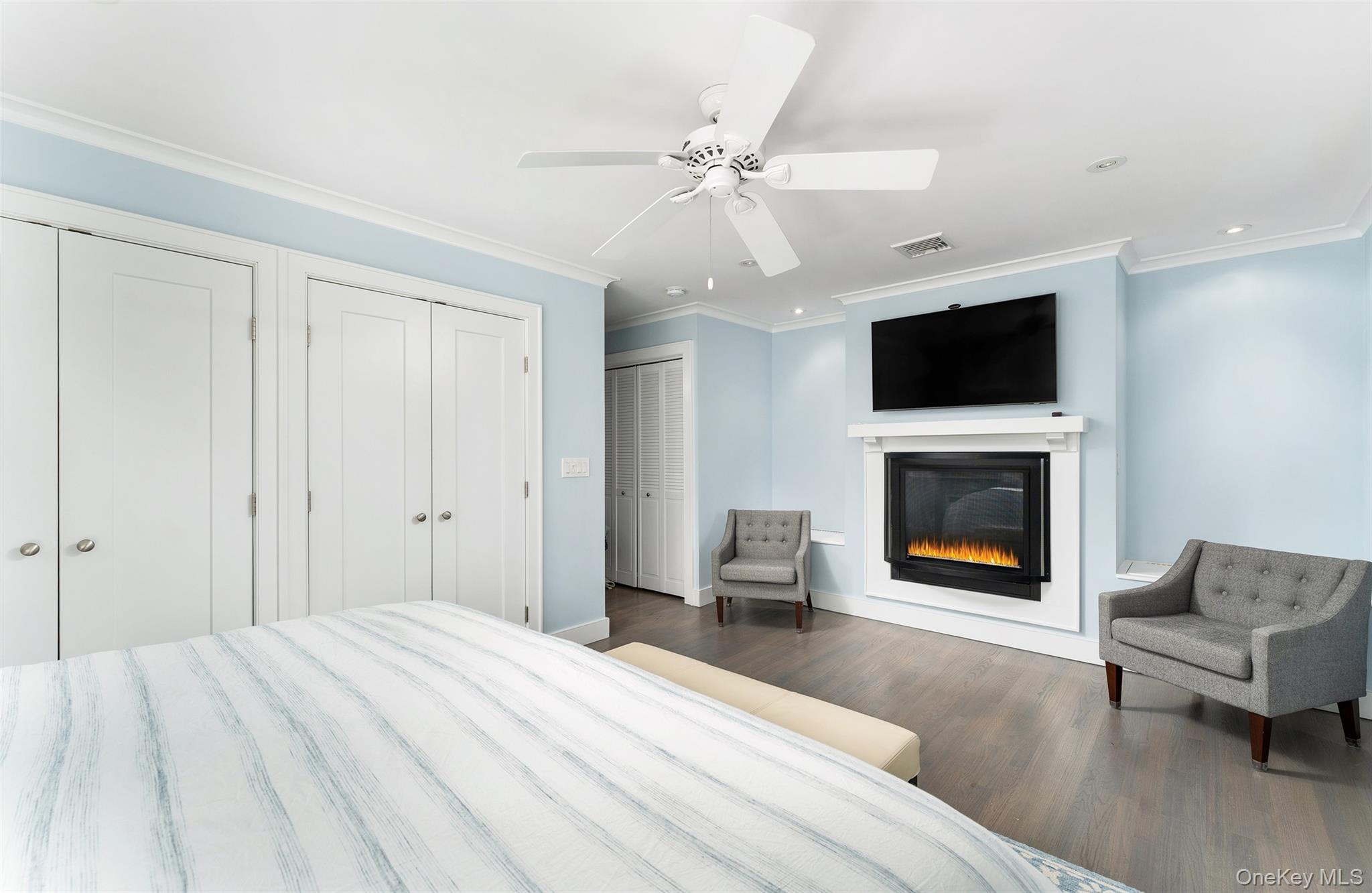 10 Pepi Court, Hampton Bays, NY 11946