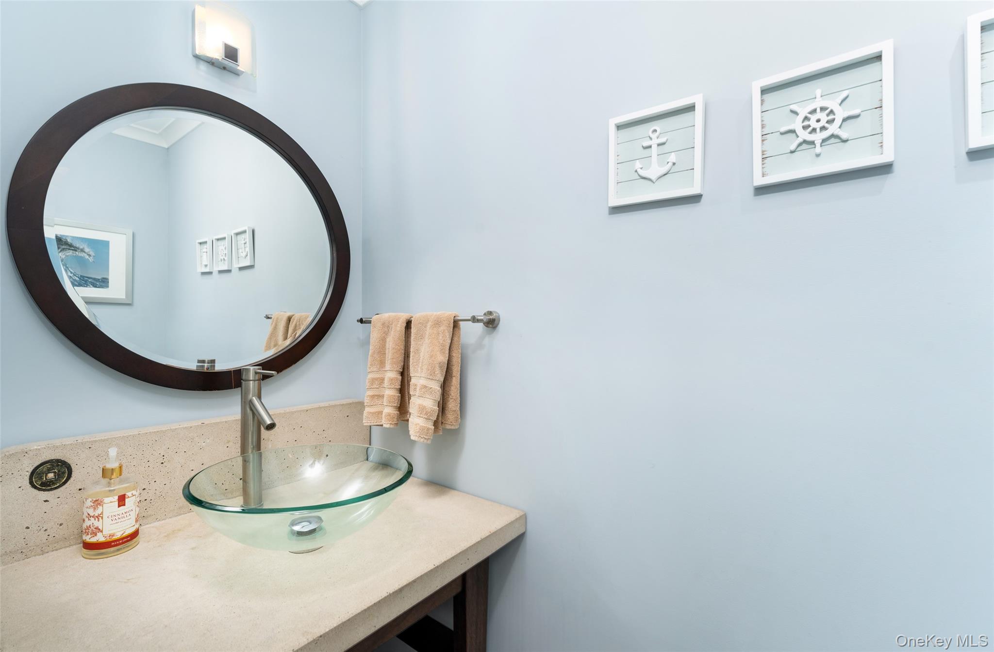 10 Pepi Court, Hampton Bays, NY 11946