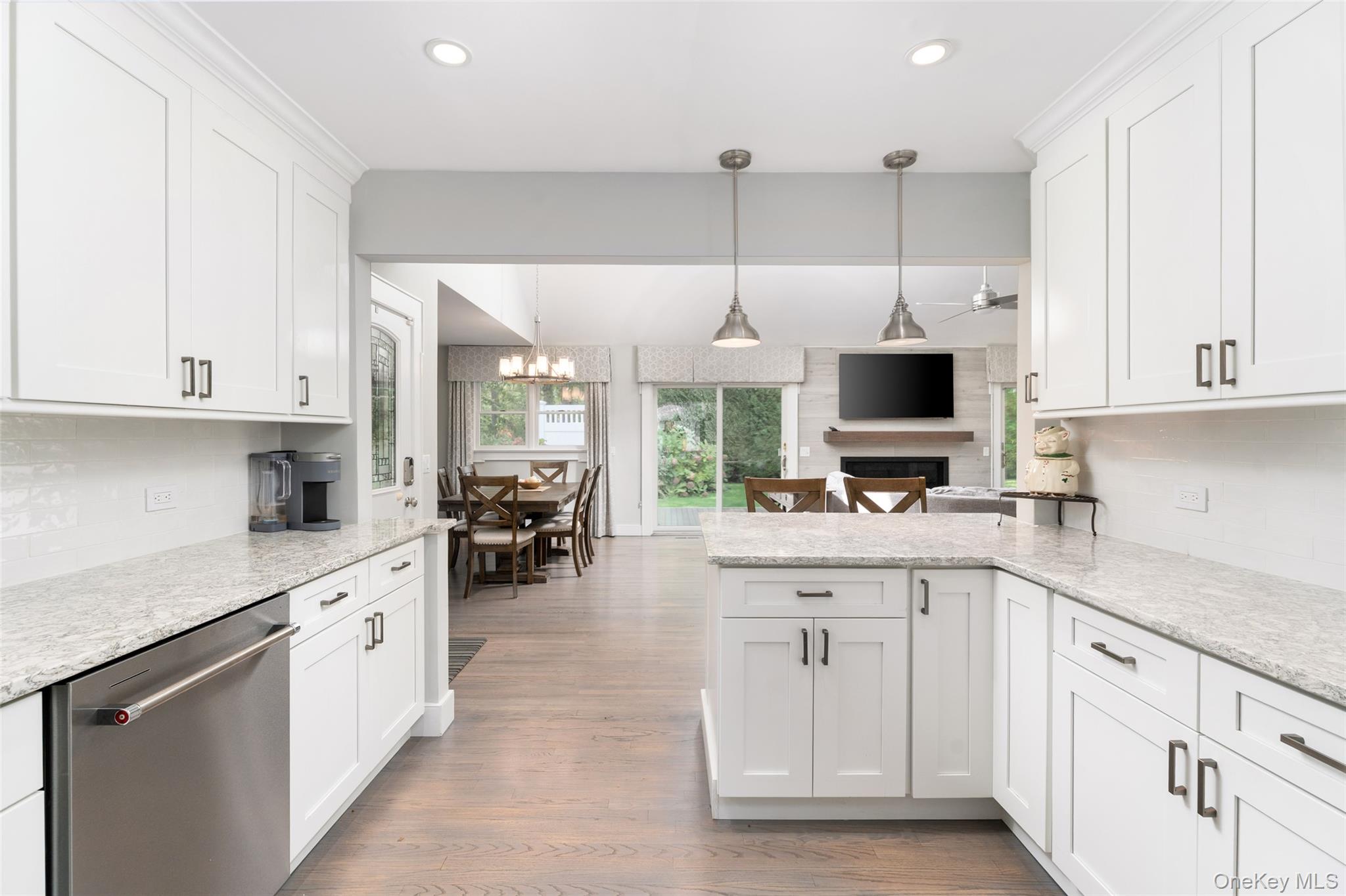 10 Pepi Court, Hampton Bays, NY 11946