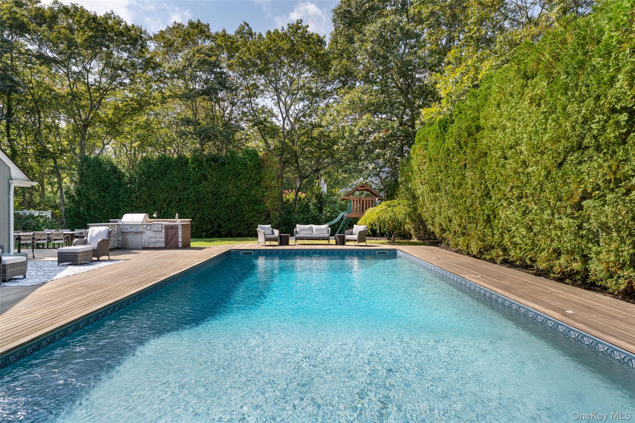 10 Pepi Court, Hampton Bays, NY 11946