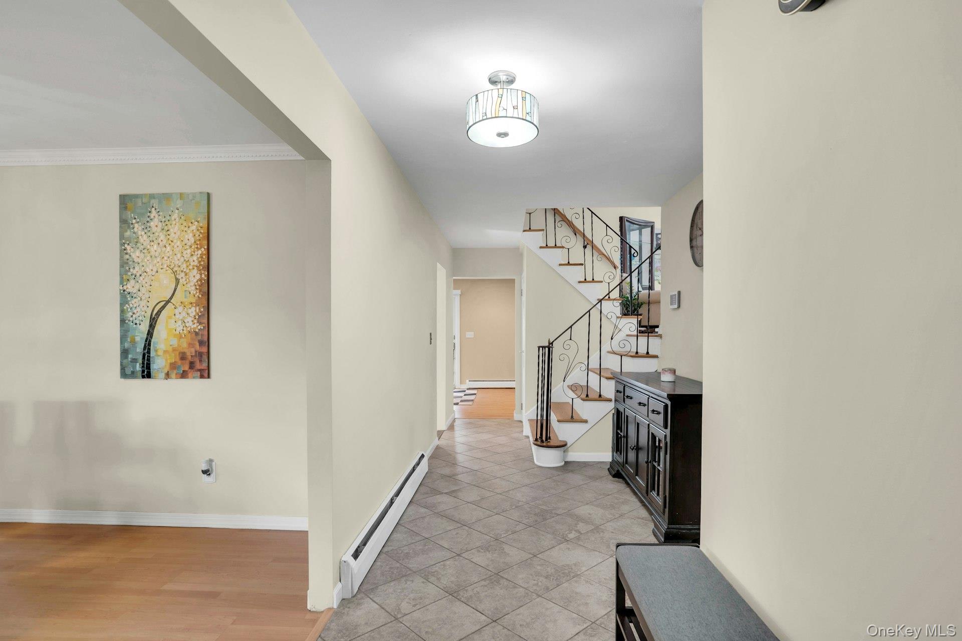 21 E Hill Drive, Smithtown, NY 11787