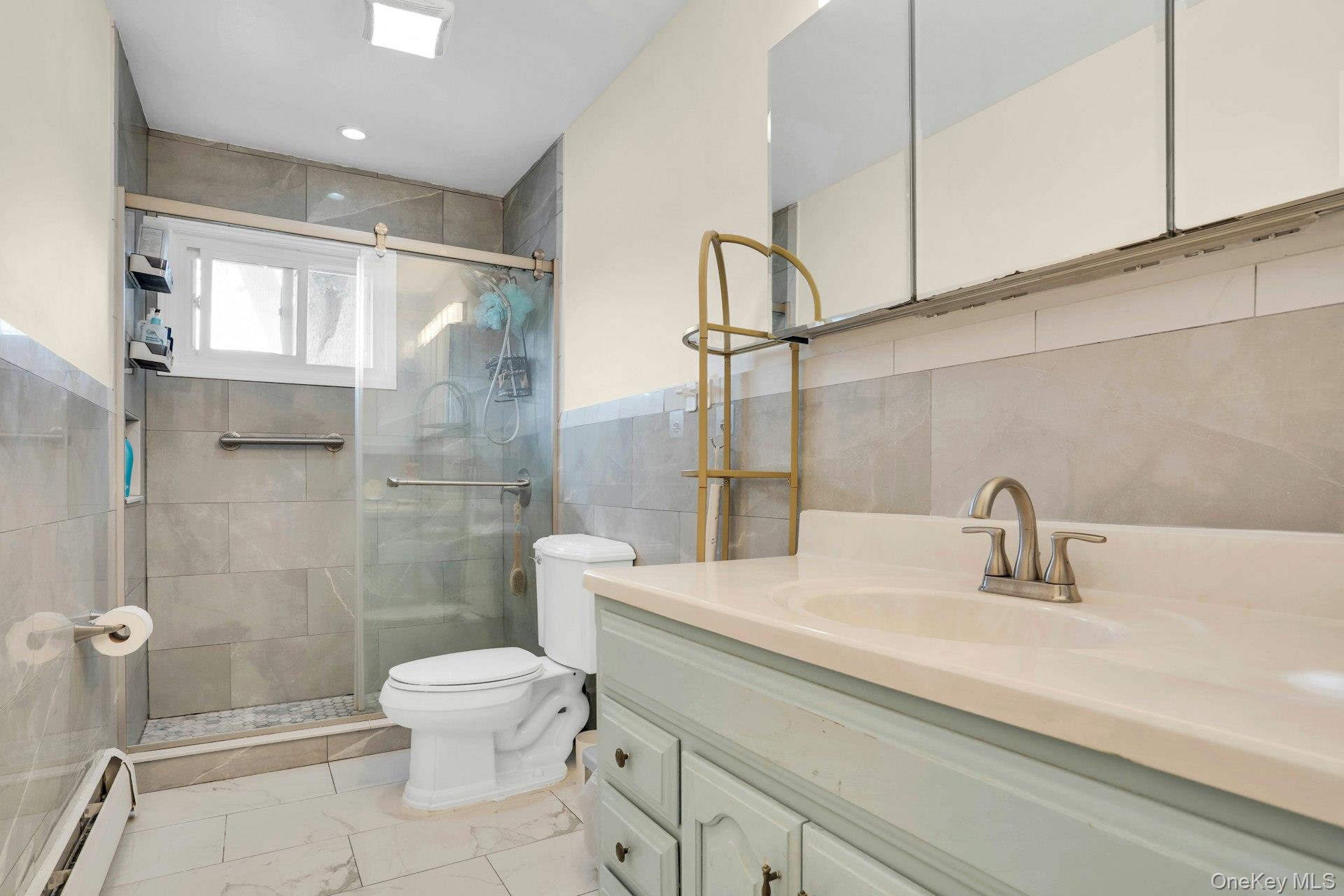 21 E Hill Drive, Smithtown, NY 11787