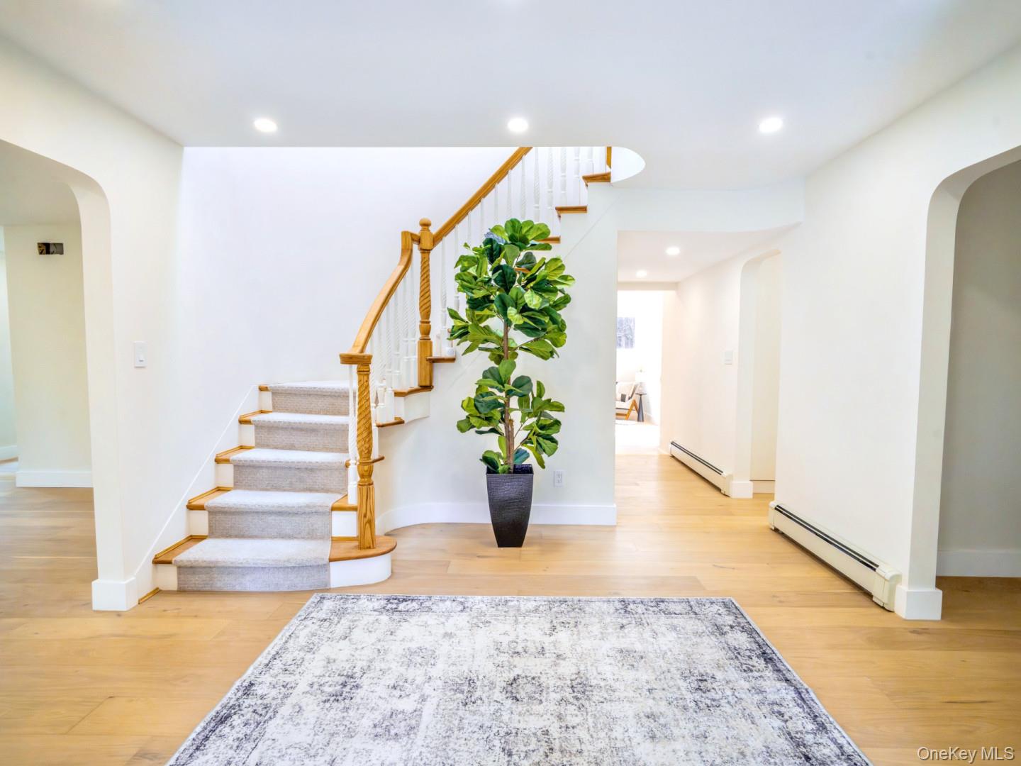 18 Durham Drive, Dix Hills, NY 11746