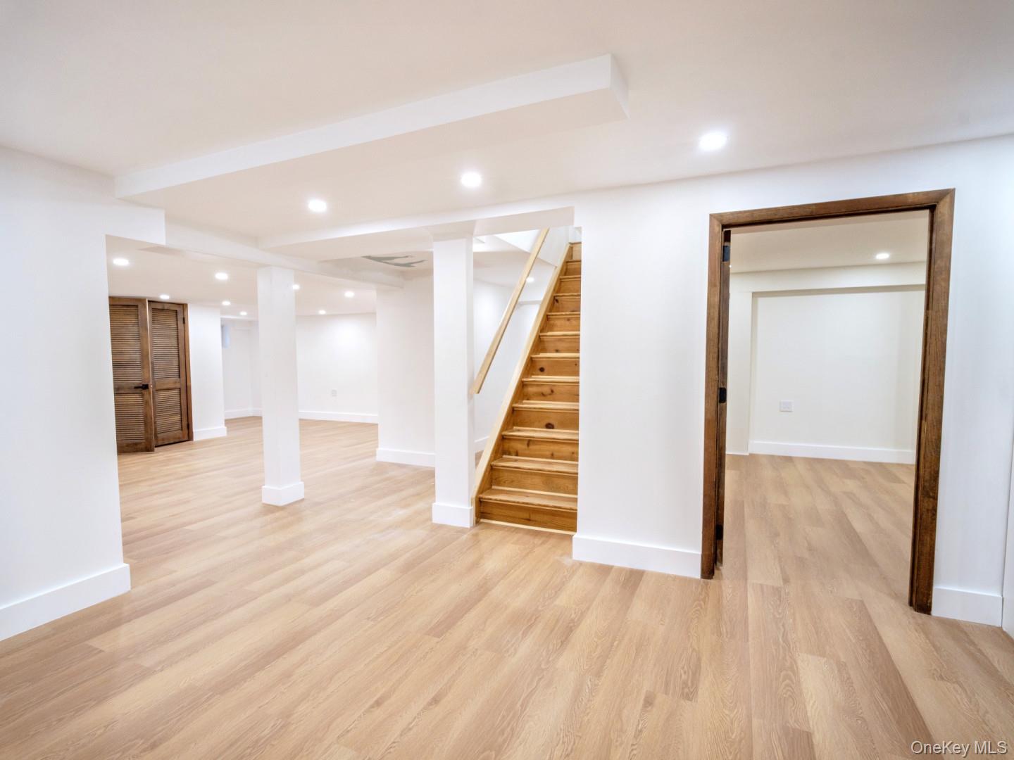 18 Durham Drive, Dix Hills, NY 11746