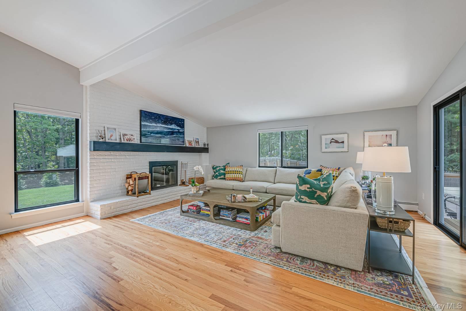 35 Montauk Boulevard, East Hampton, NY 11937