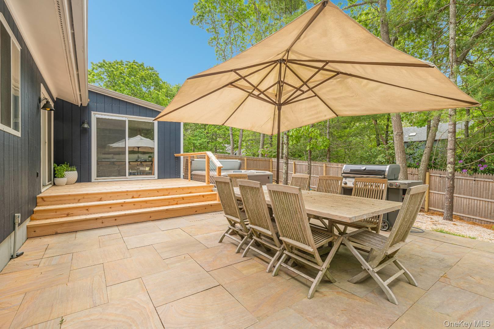 35 Montauk Boulevard, East Hampton, NY 11937