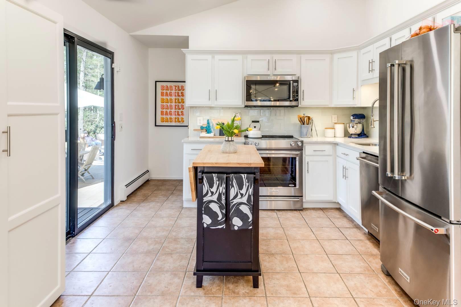 35 Montauk Boulevard, East Hampton, NY 11937