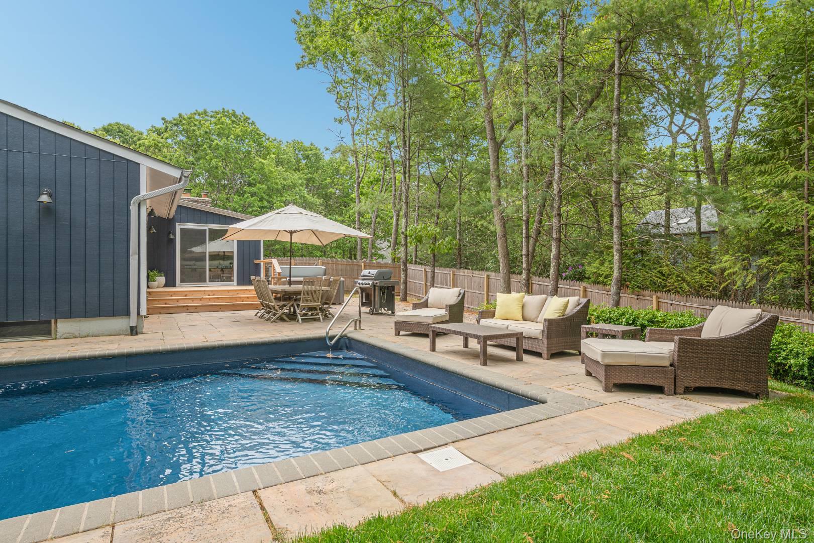 35 Montauk Boulevard, East Hampton, NY 11937