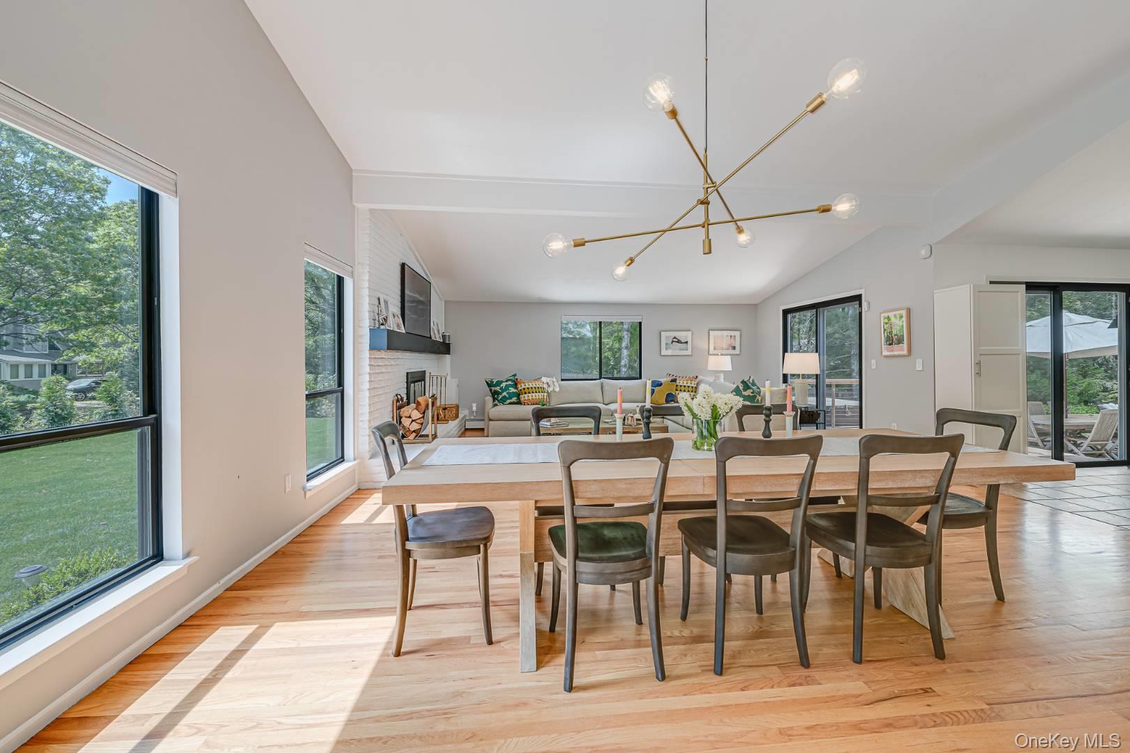 35 Montauk Boulevard, East Hampton, NY 11937