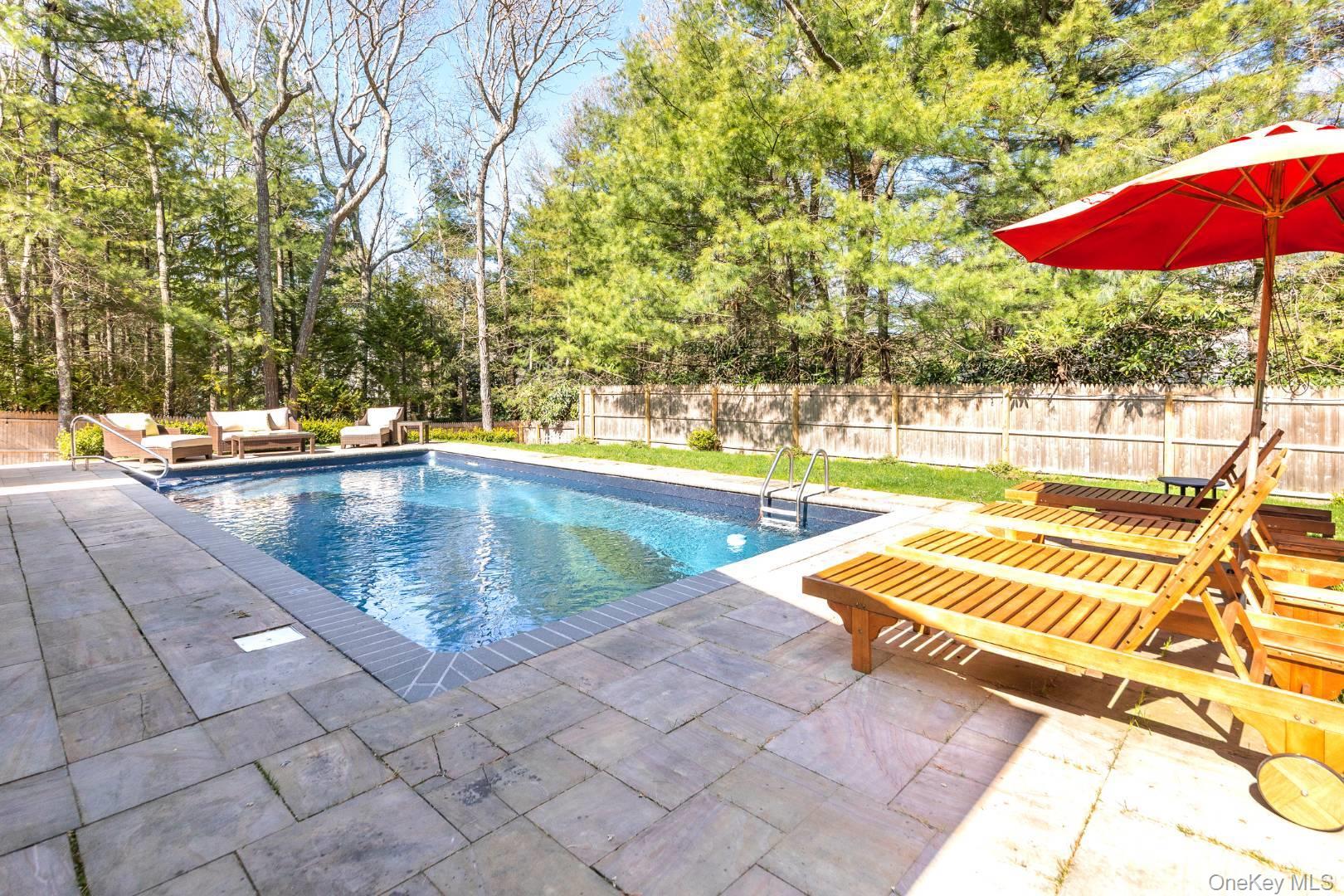 35 Montauk Boulevard, East Hampton, NY 11937