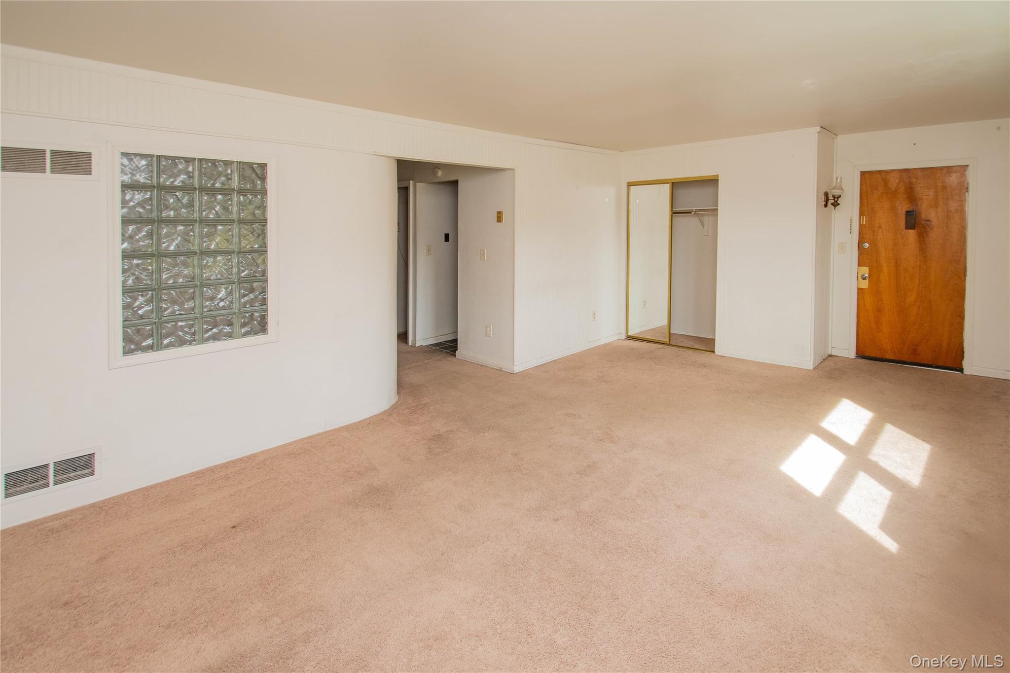 8K White Gate Road, Wappingers Falls, NY 12590