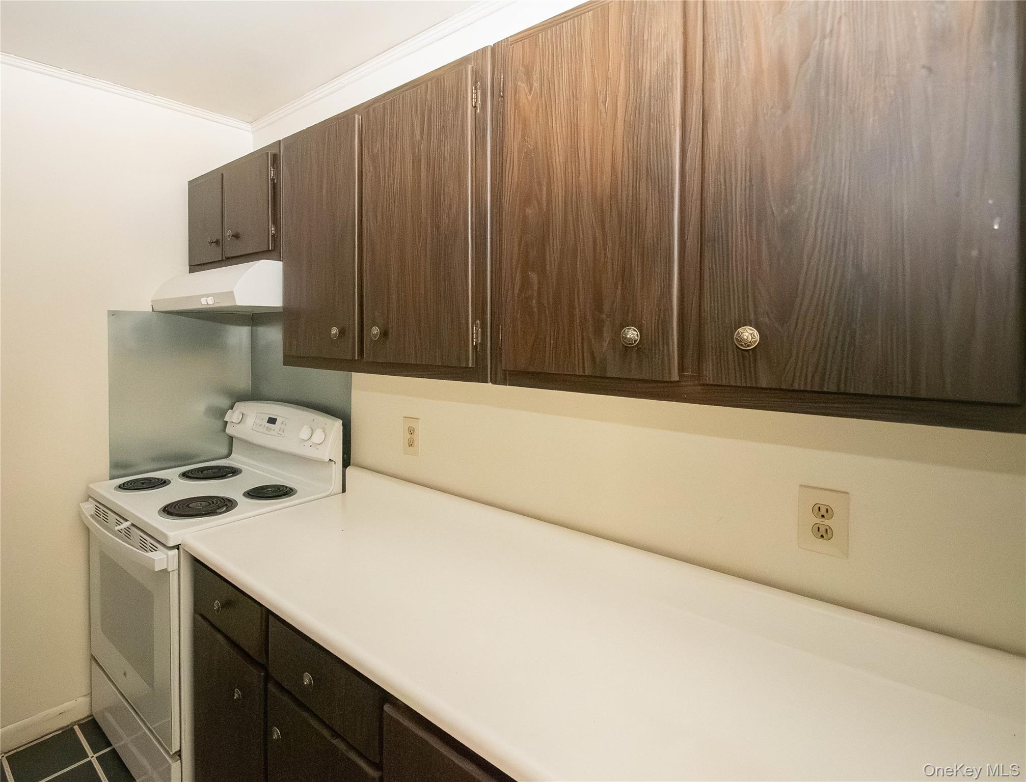 8K White Gate Road, Wappingers Falls, NY 12590