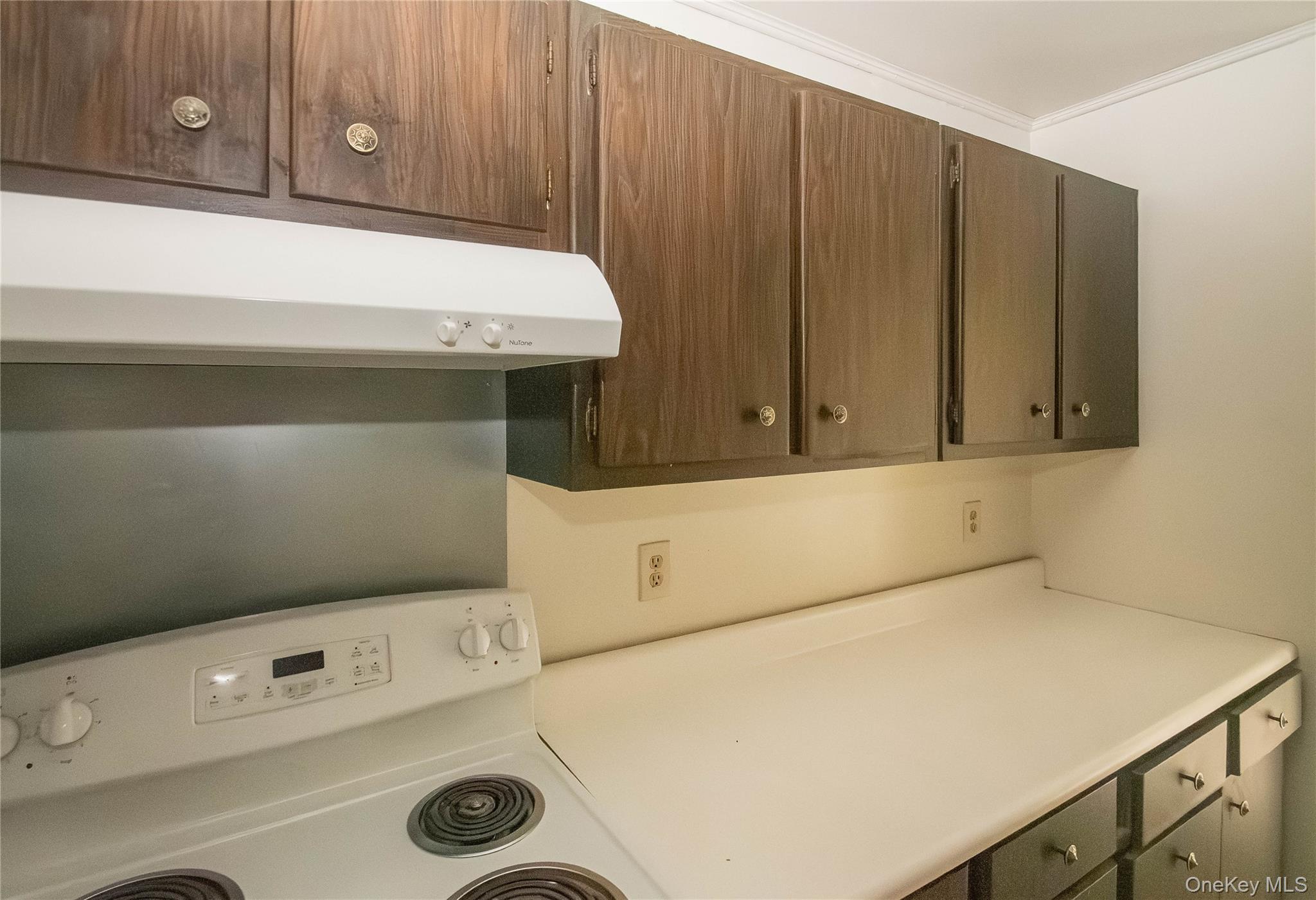 8K White Gate Road, Wappingers Falls, NY 12590