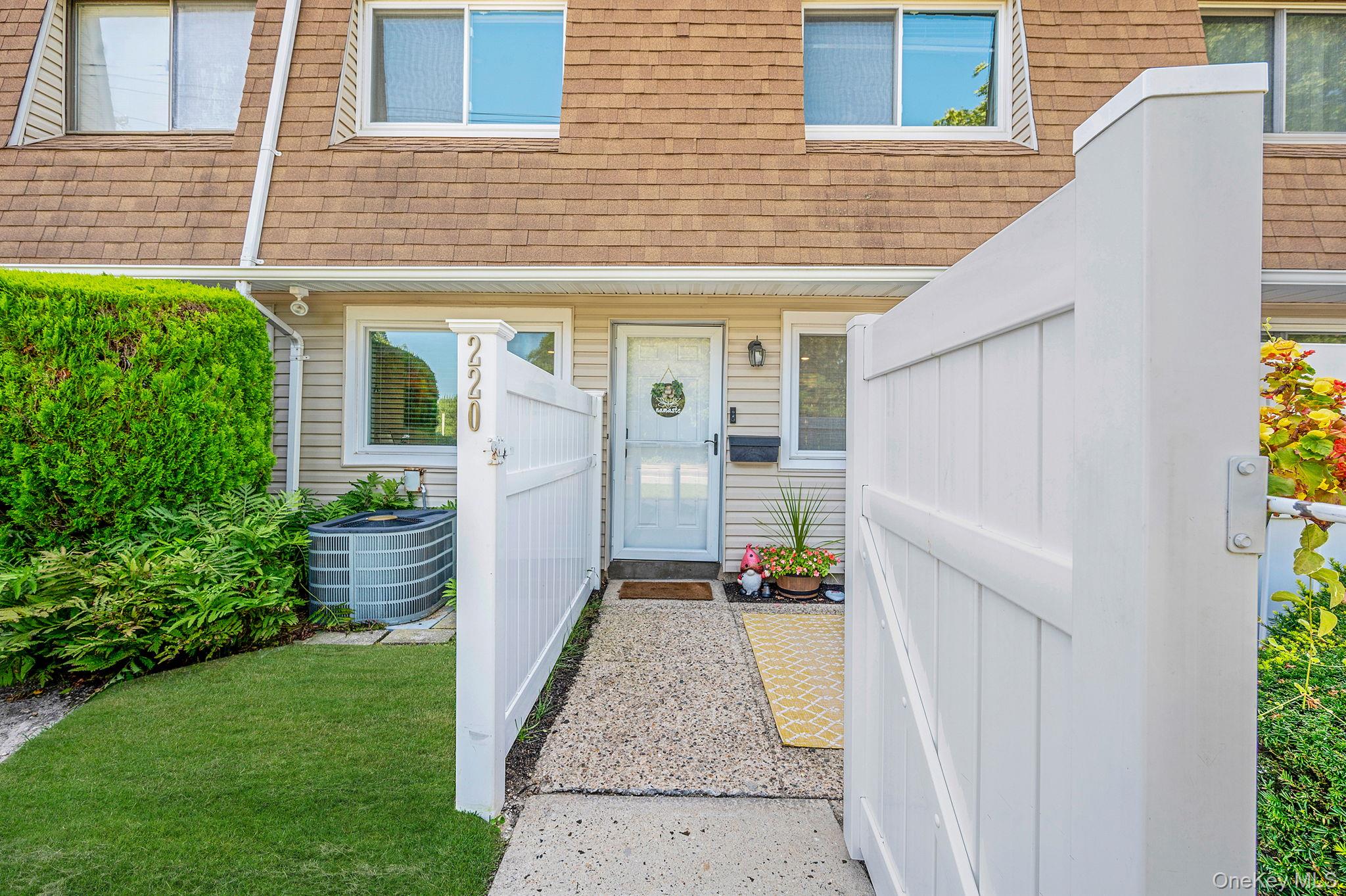 220 Storm Drive, Holtsville, NY 11742