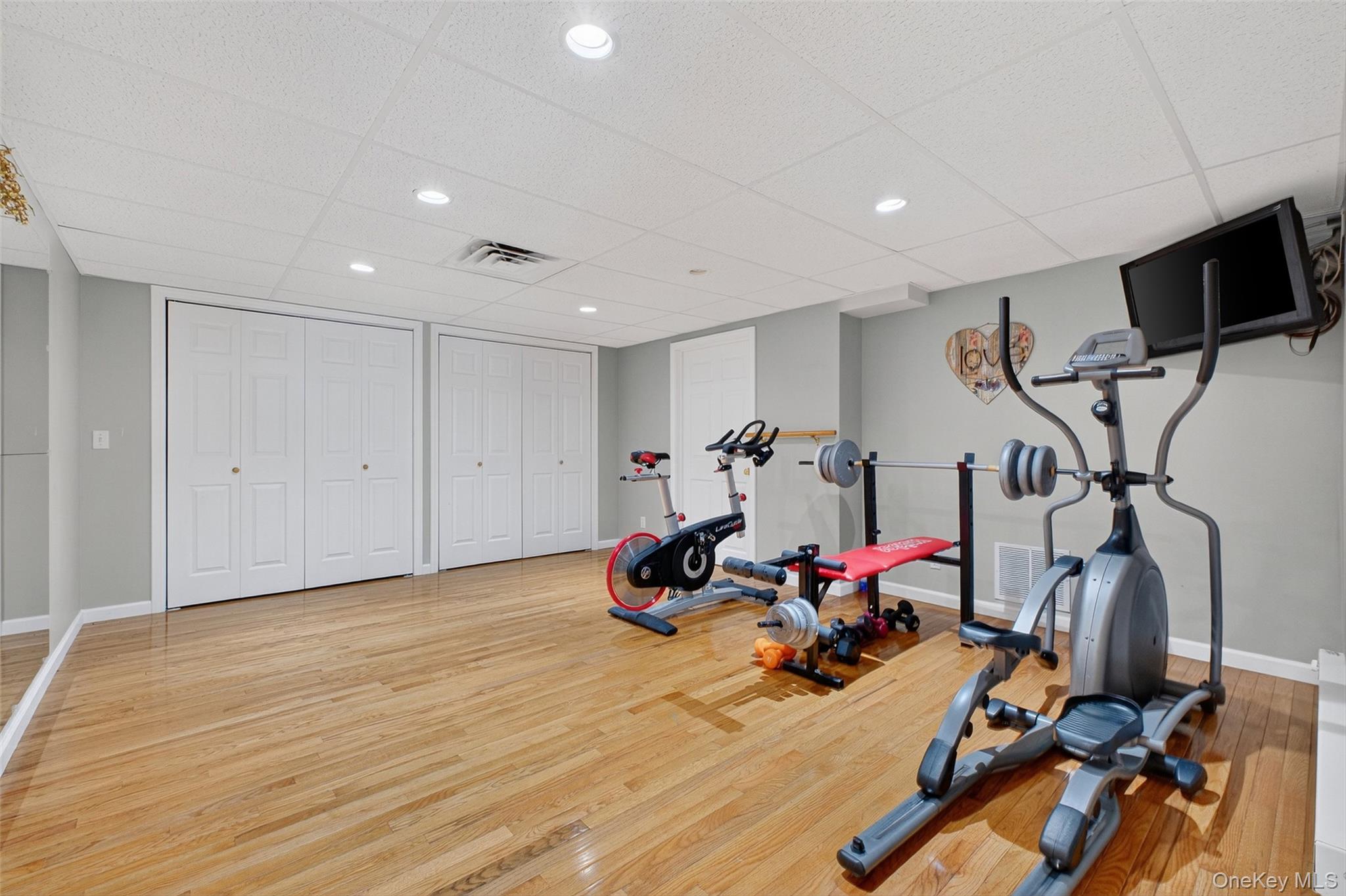 6 Woodcliff Drive, Stormville, NY 12582