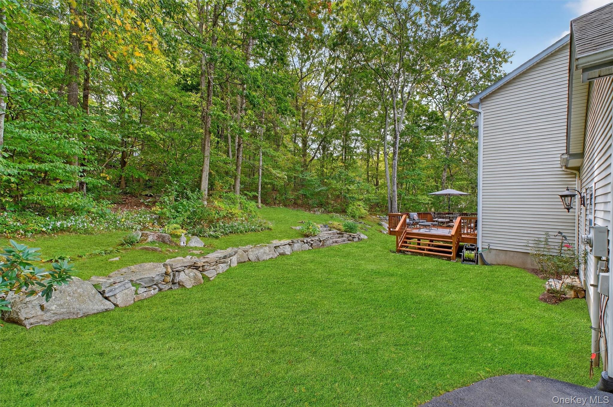 6 Woodcliff Drive, Stormville, NY 12582