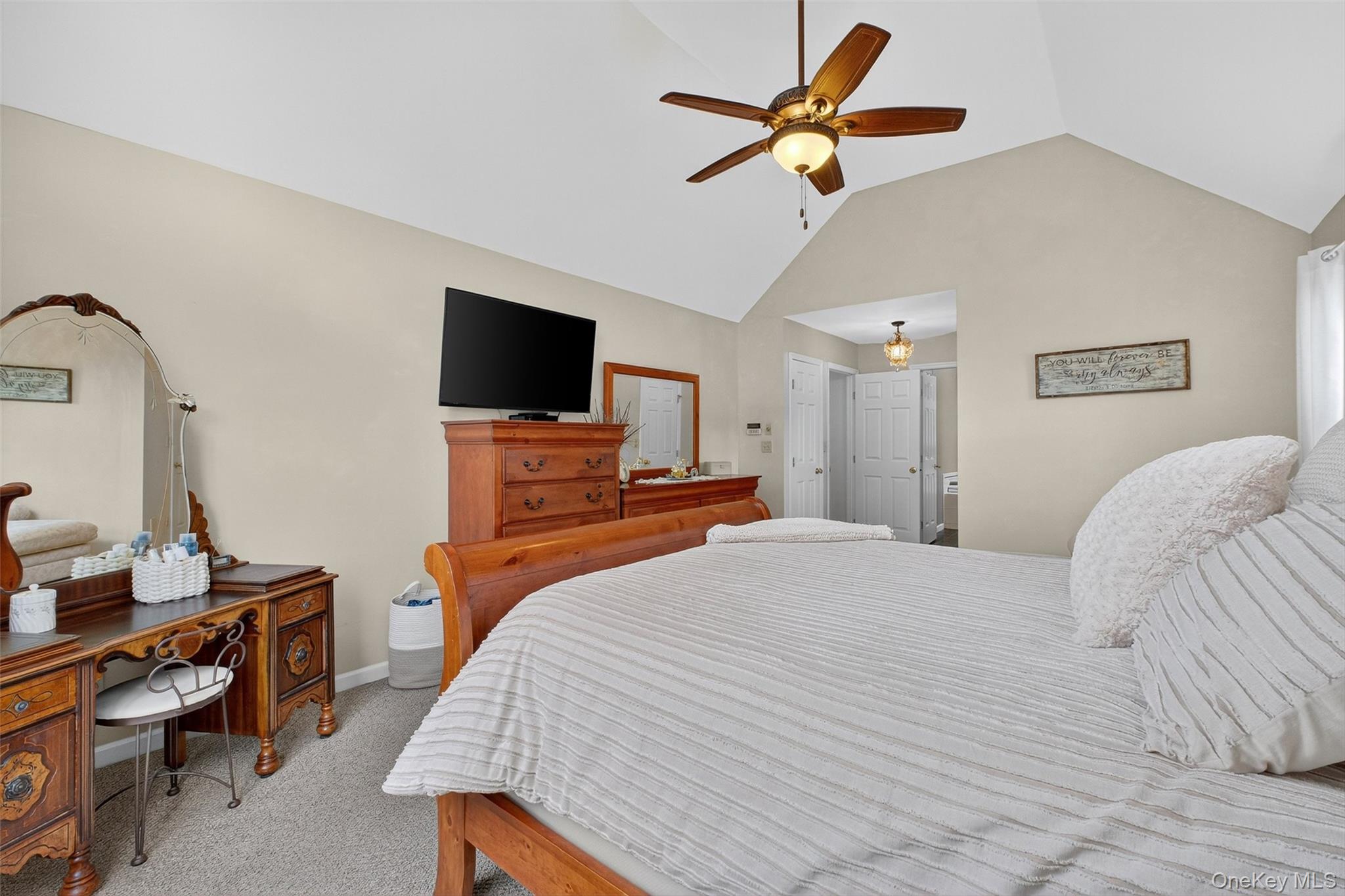 6 Woodcliff Drive, Stormville, NY 12582