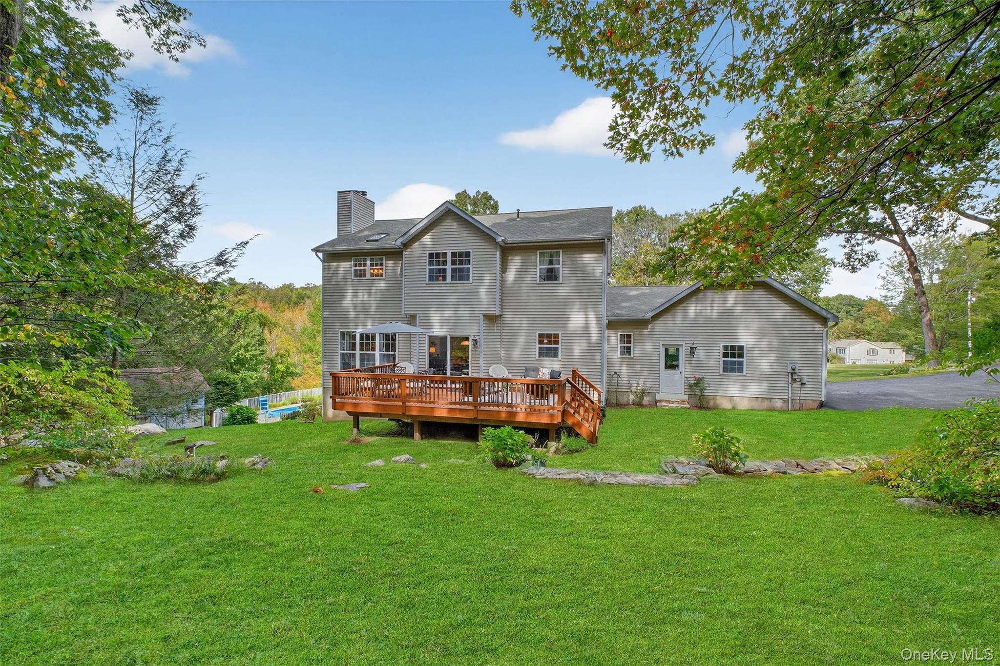 6 Woodcliff Drive, Stormville, NY 12582