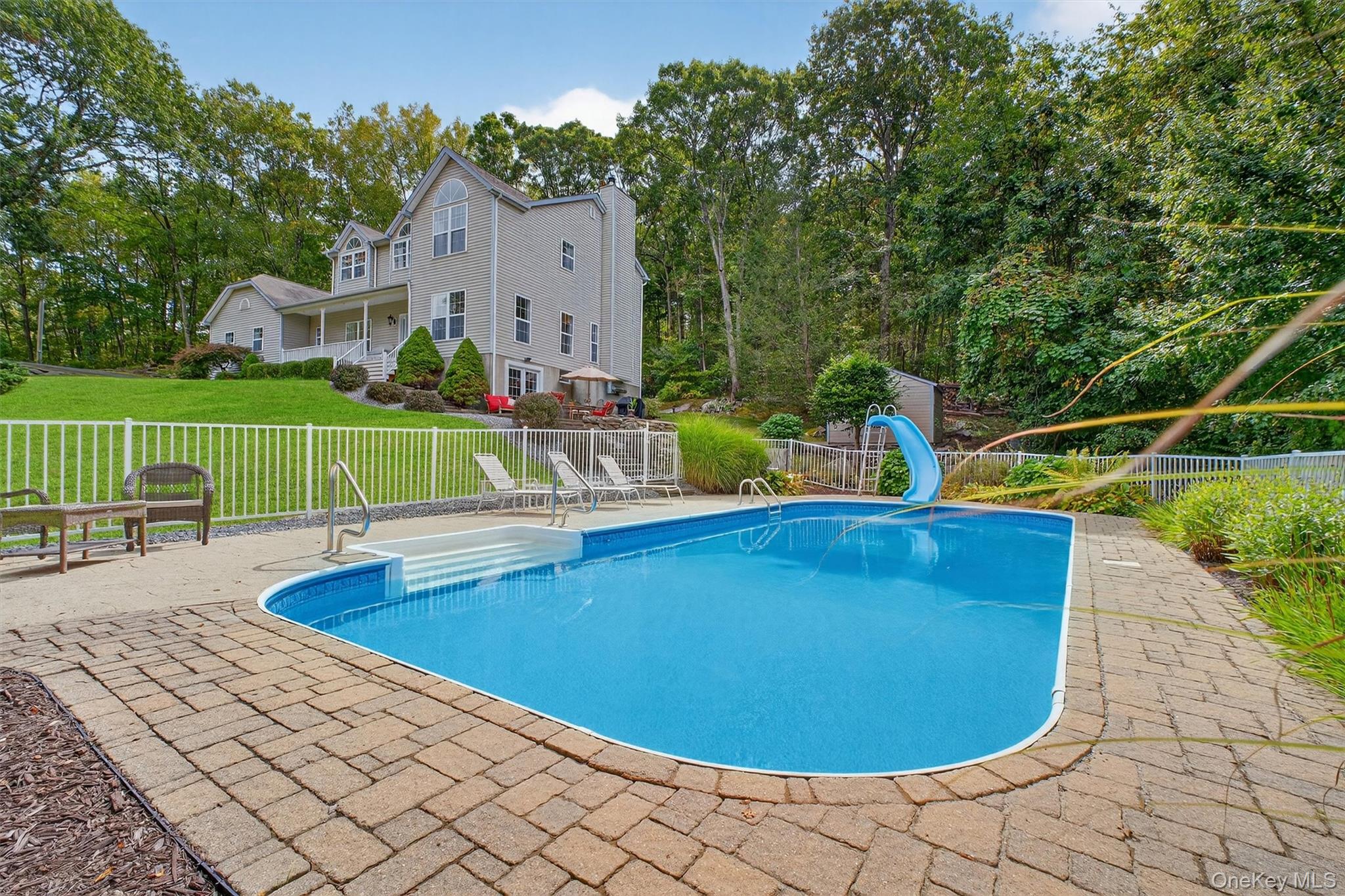 6 Woodcliff Drive, Stormville, NY 12582