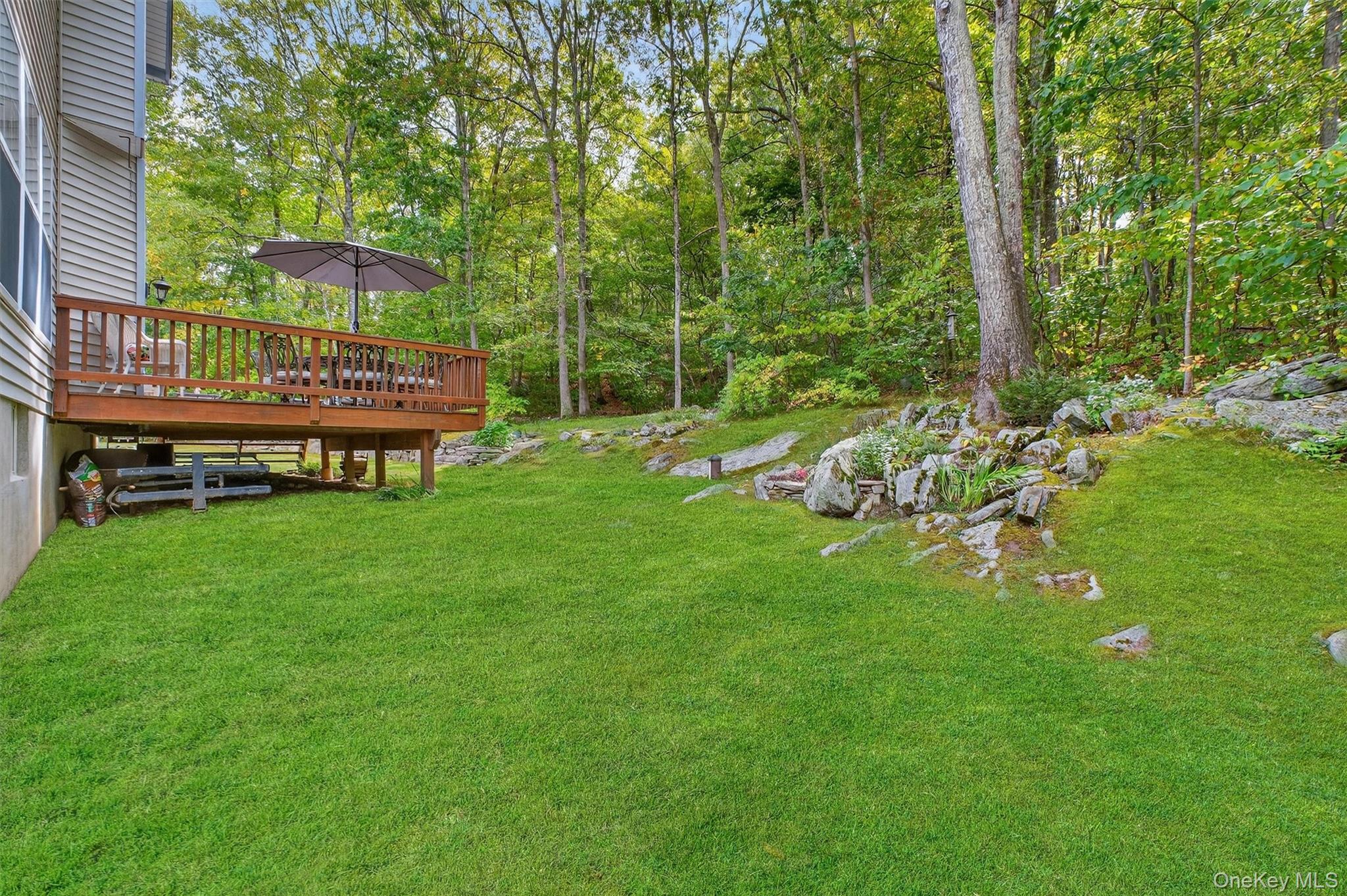 6 Woodcliff Drive, Stormville, NY 12582