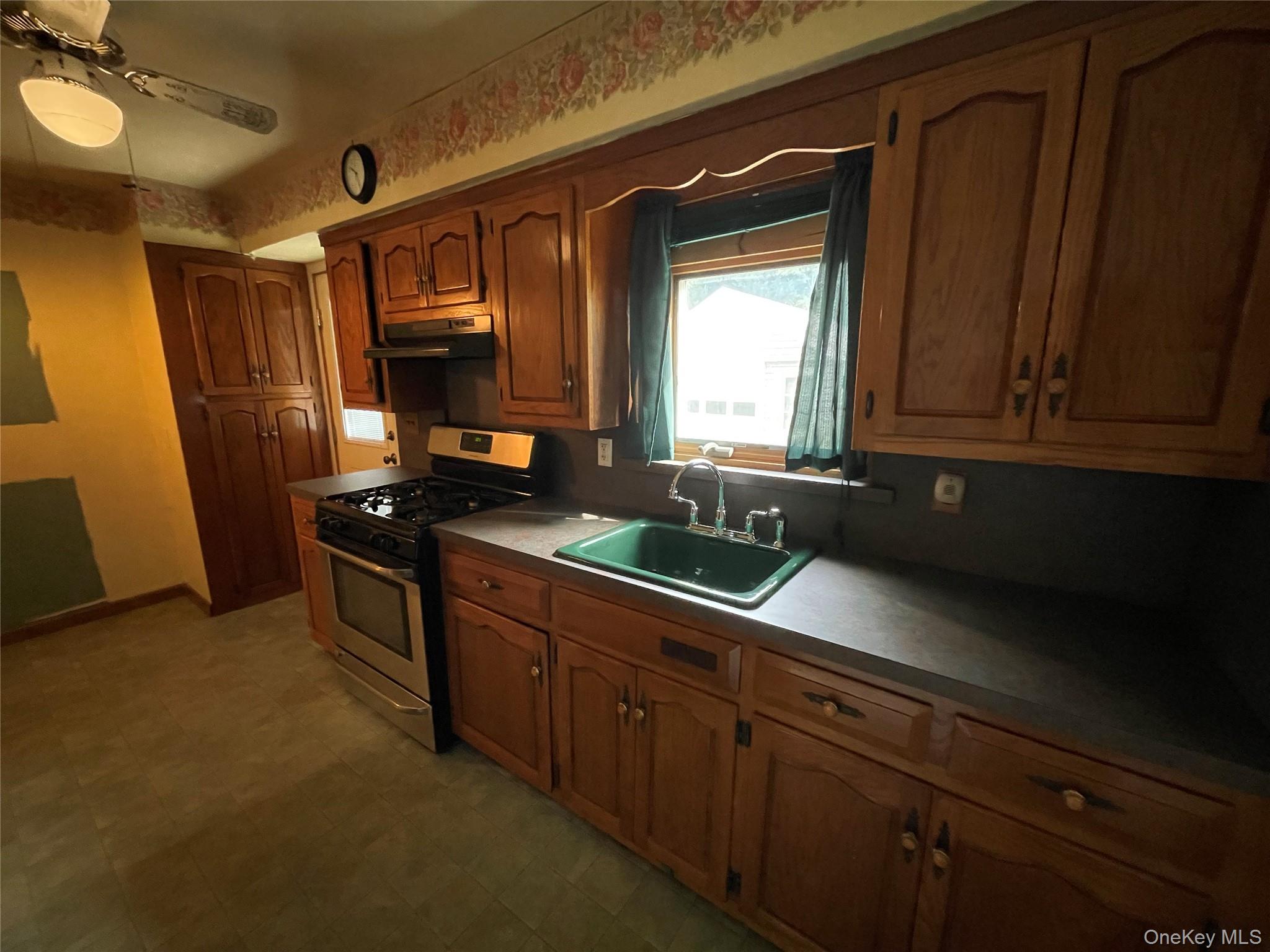 712 De Mott Ave Avenue, Baldwin, NY 11510