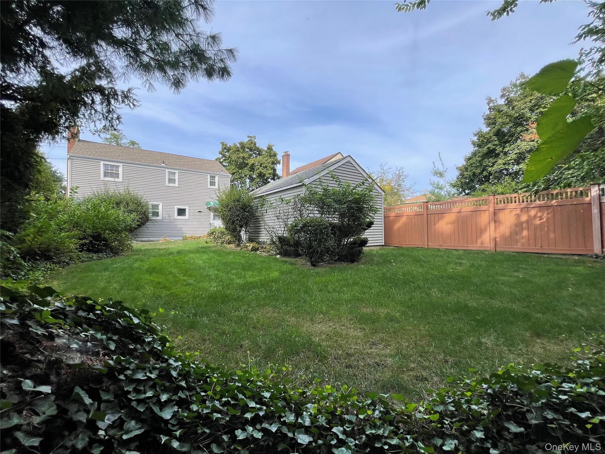 712 De Mott Ave Avenue, Baldwin, NY 11510