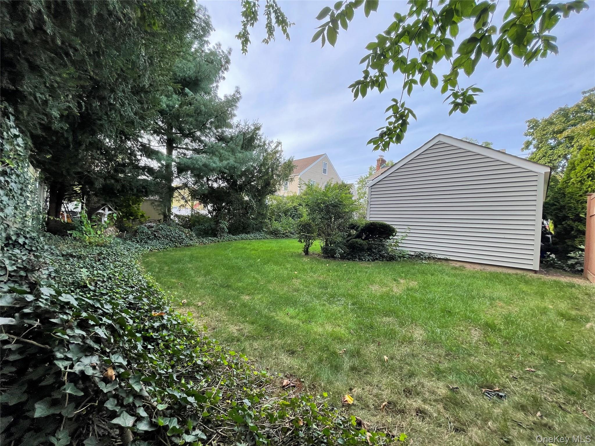 712 De Mott Ave Avenue, Baldwin, NY 11510