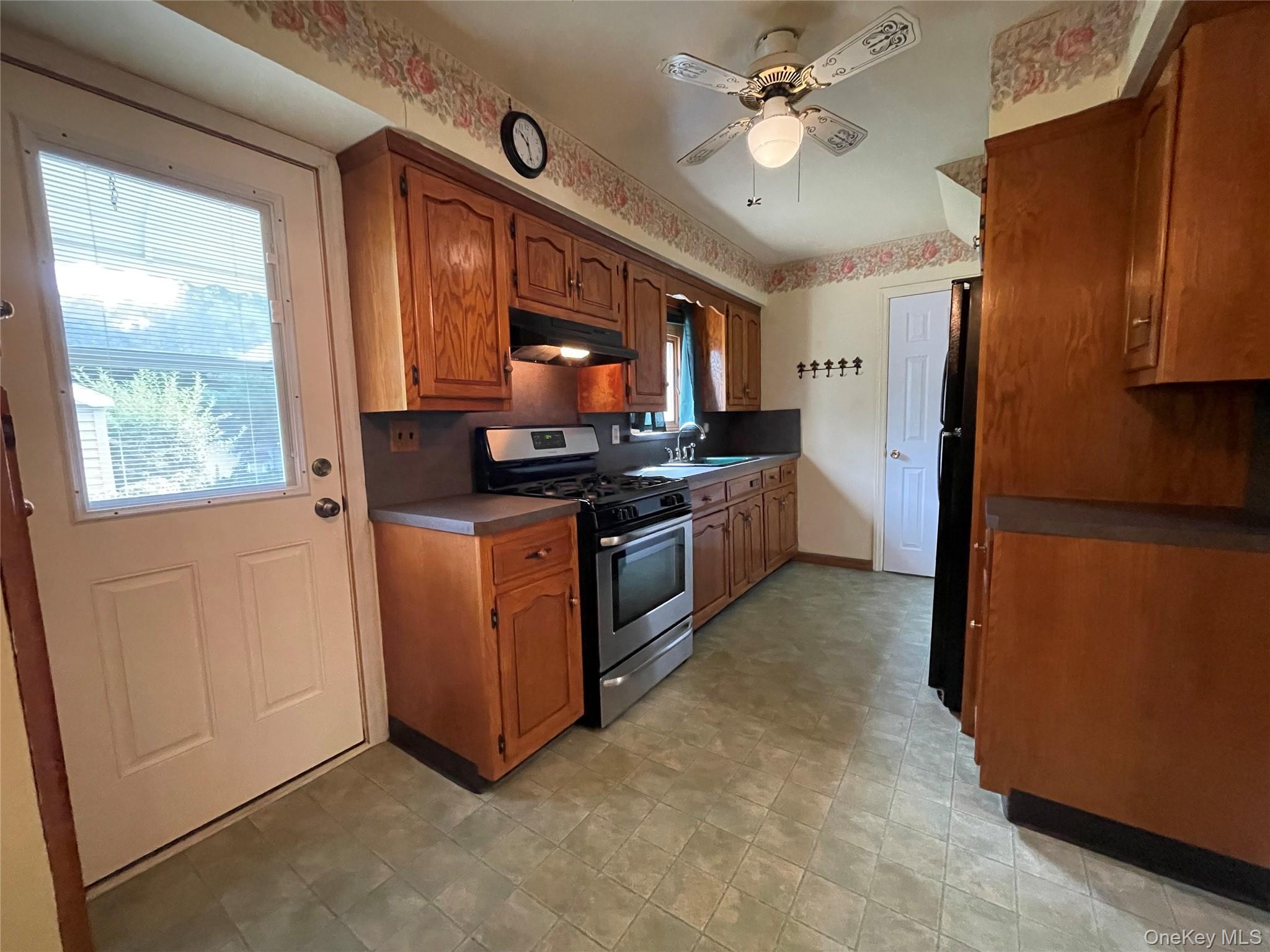 712 De Mott Ave Avenue, Baldwin, NY 11510