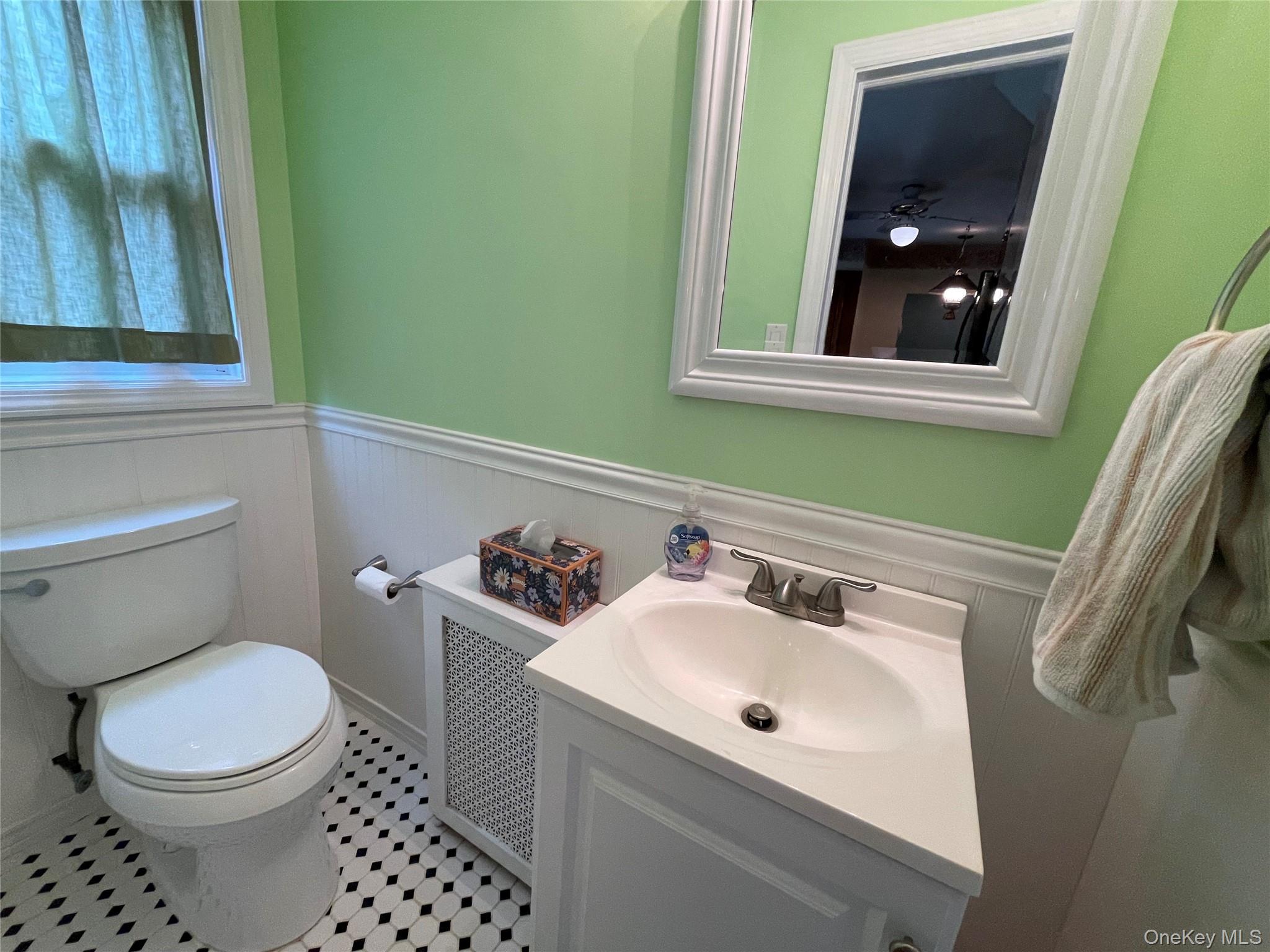 712 De Mott Ave Avenue, Baldwin, NY 11510