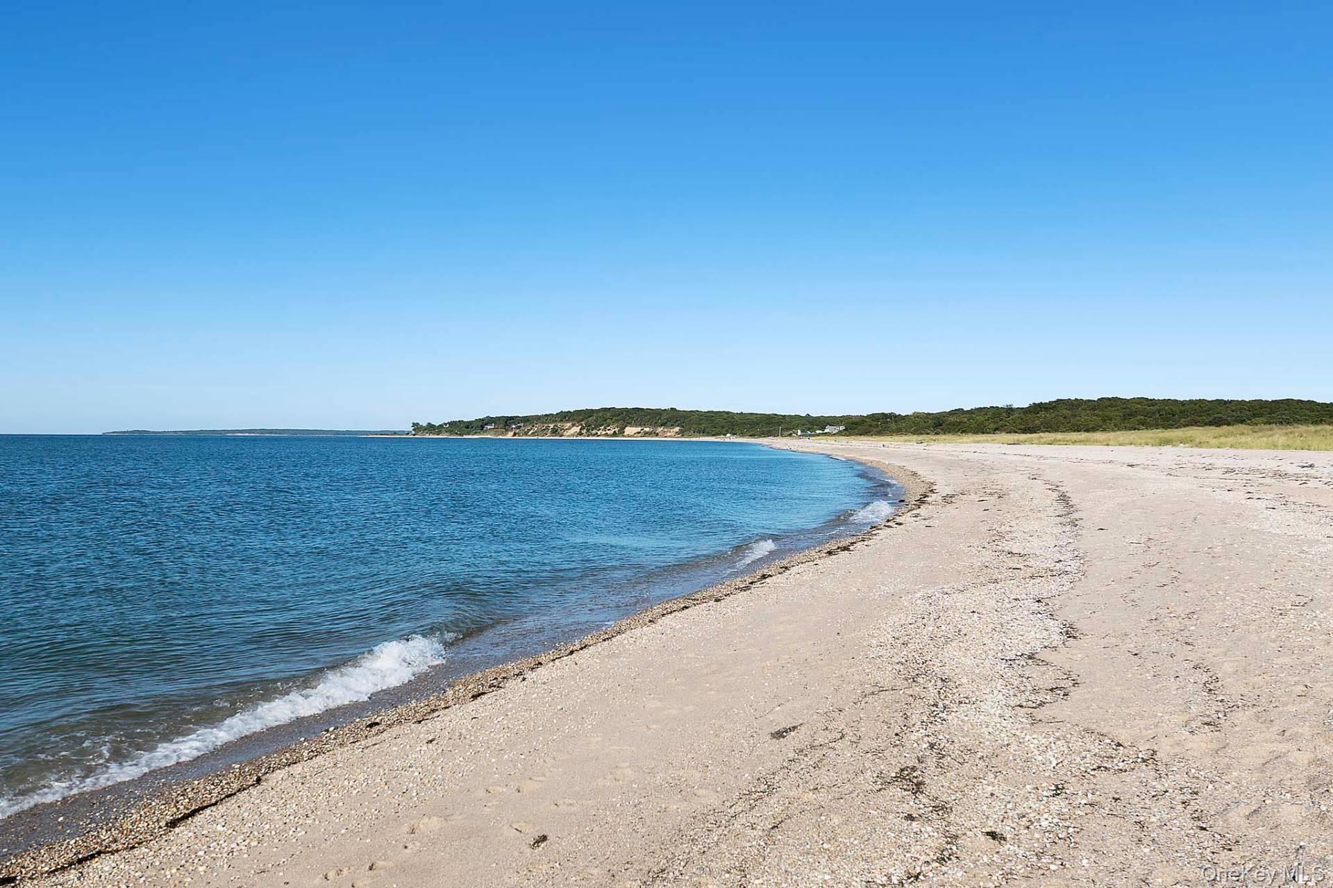 74 Richardson Avenue, Springs, NY 11937