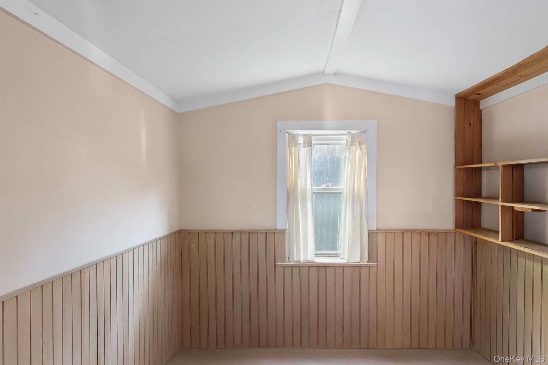 74 Richardson Avenue, Springs, NY 11937