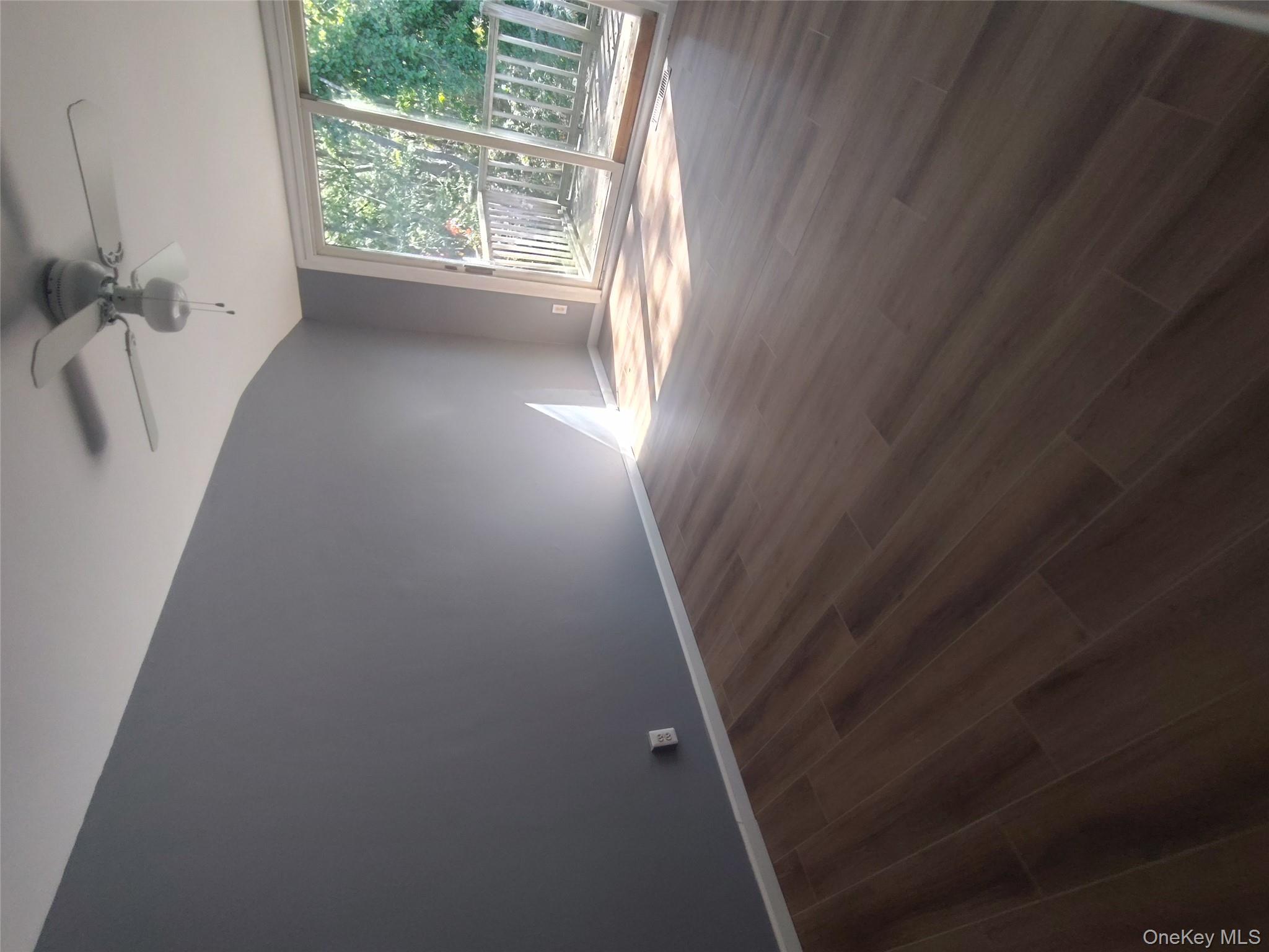 197 Hill Circle # 197, Calverton, NY 11933