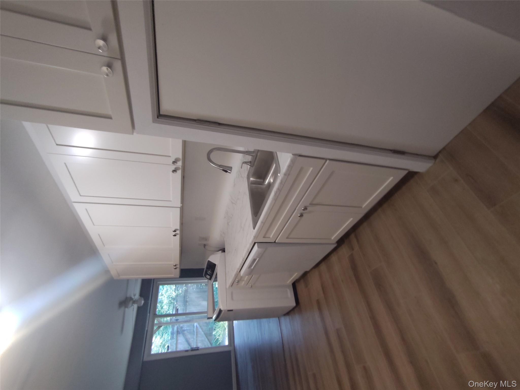 197 Hill Circle # 197, Calverton, NY 11933