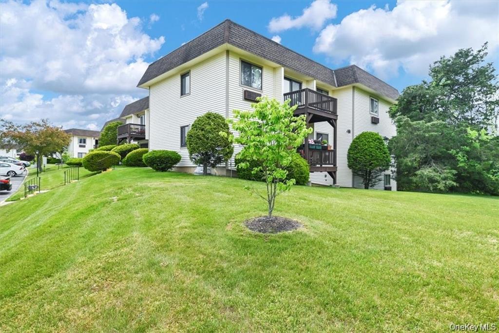 24 Village Park Drive # 1B, Fishkill, NY 12524