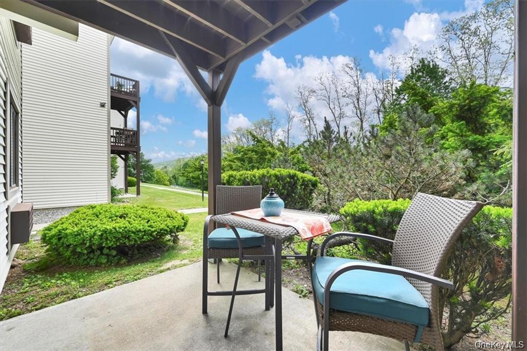 24 Village Park Drive # 1B, Fishkill, NY 12524