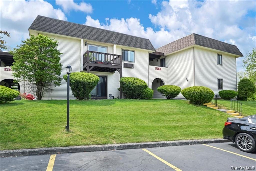 24 Village Park Drive # 1B, Fishkill, NY 12524