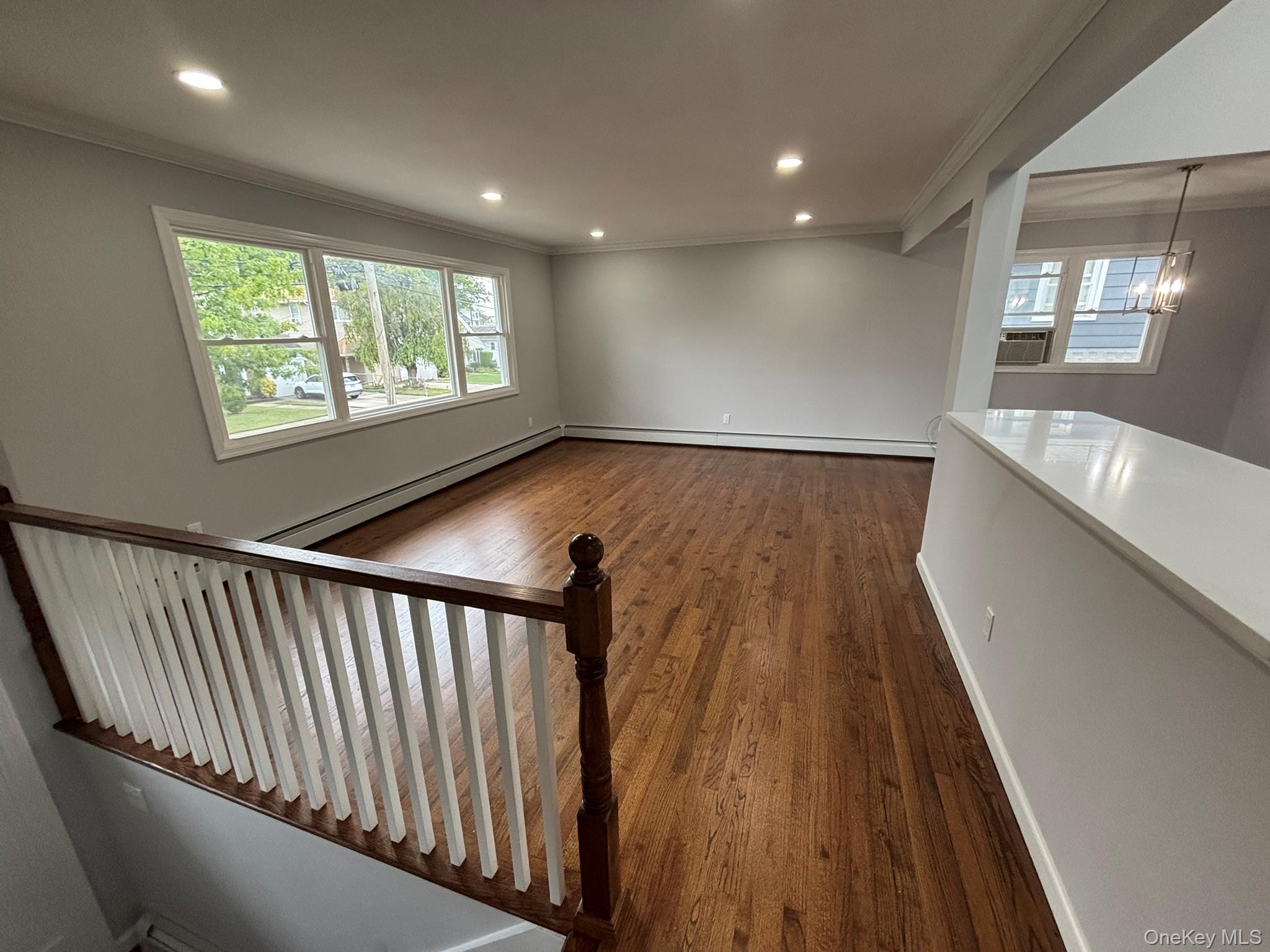 399 Hawthorne Avenue, Uniondale, NY 11553