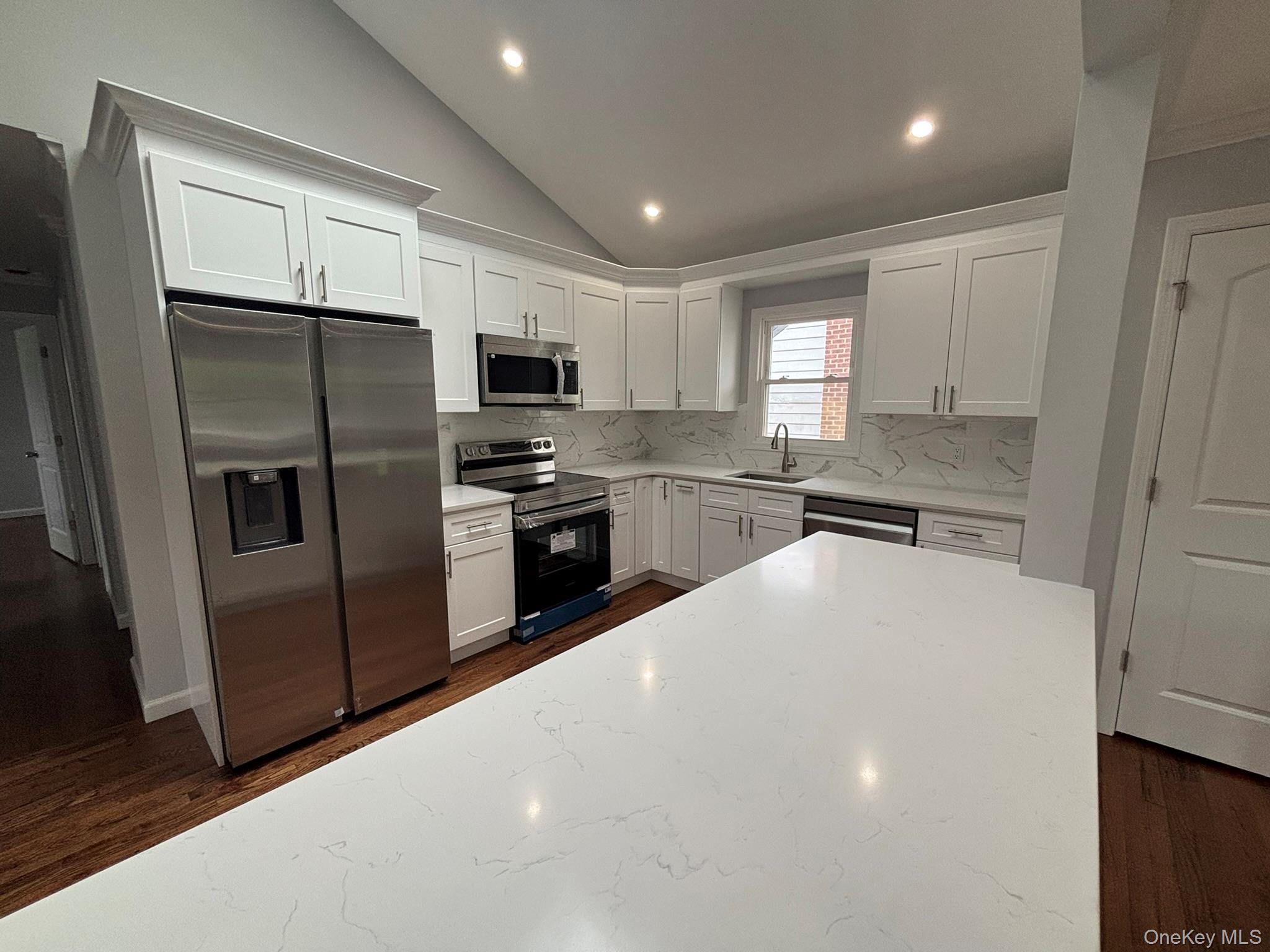 399 Hawthorne Avenue, Uniondale, NY 11553