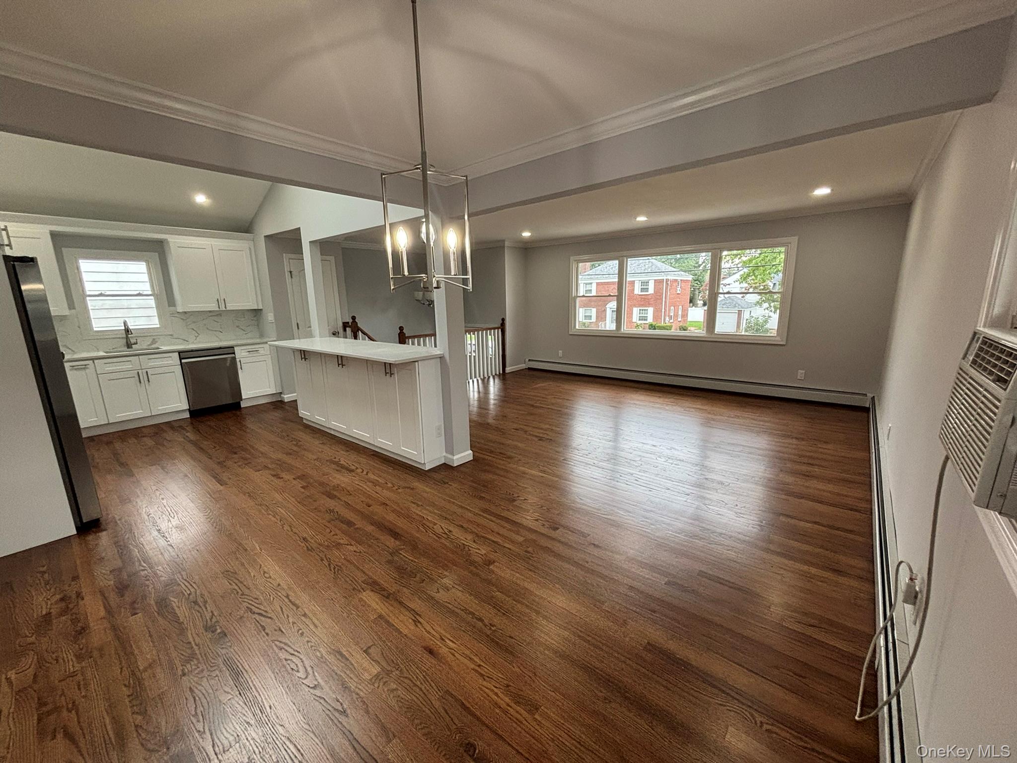 399 Hawthorne Avenue, Uniondale, NY 11553