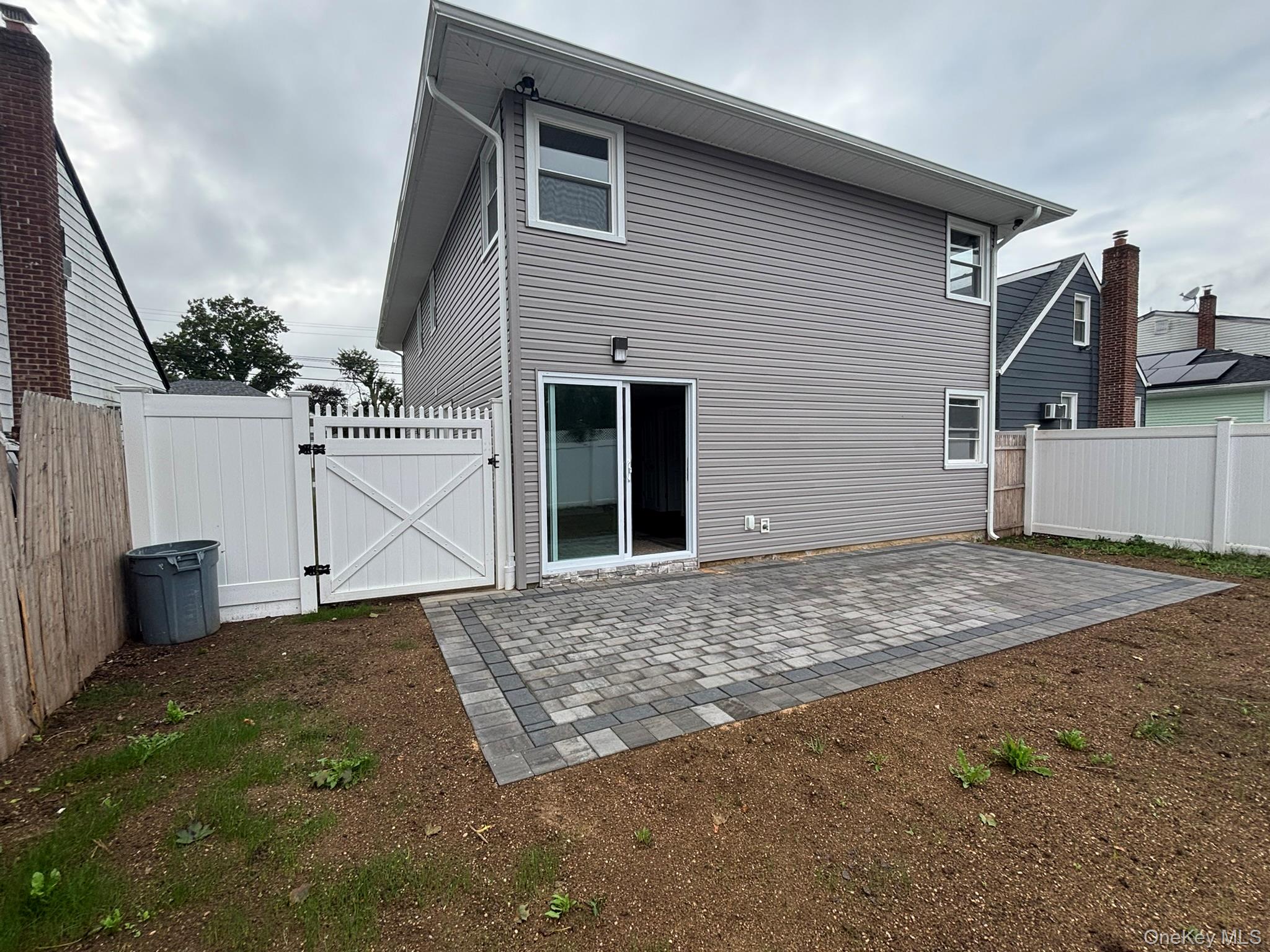 399 Hawthorne Avenue, Uniondale, NY 11553