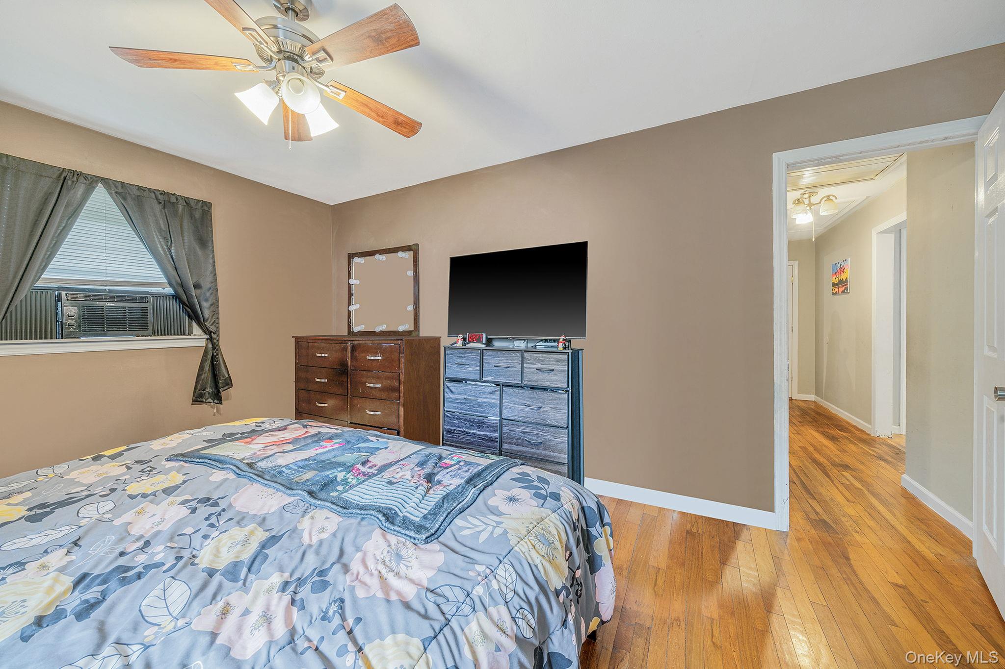 20 Kirby Lane, Lake Ronkonkoma, NY 11779