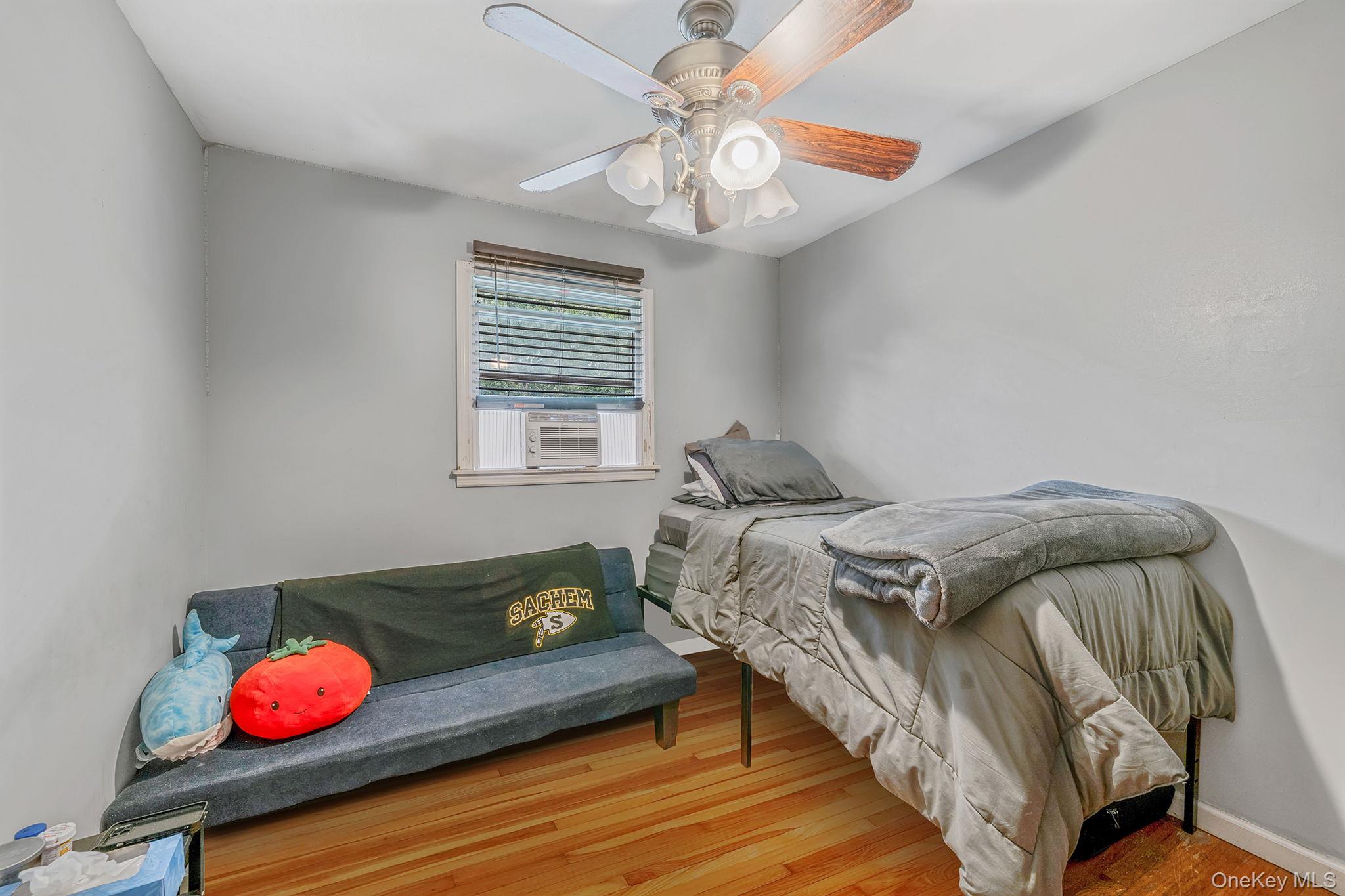 20 Kirby Lane, Lake Ronkonkoma, NY 11779