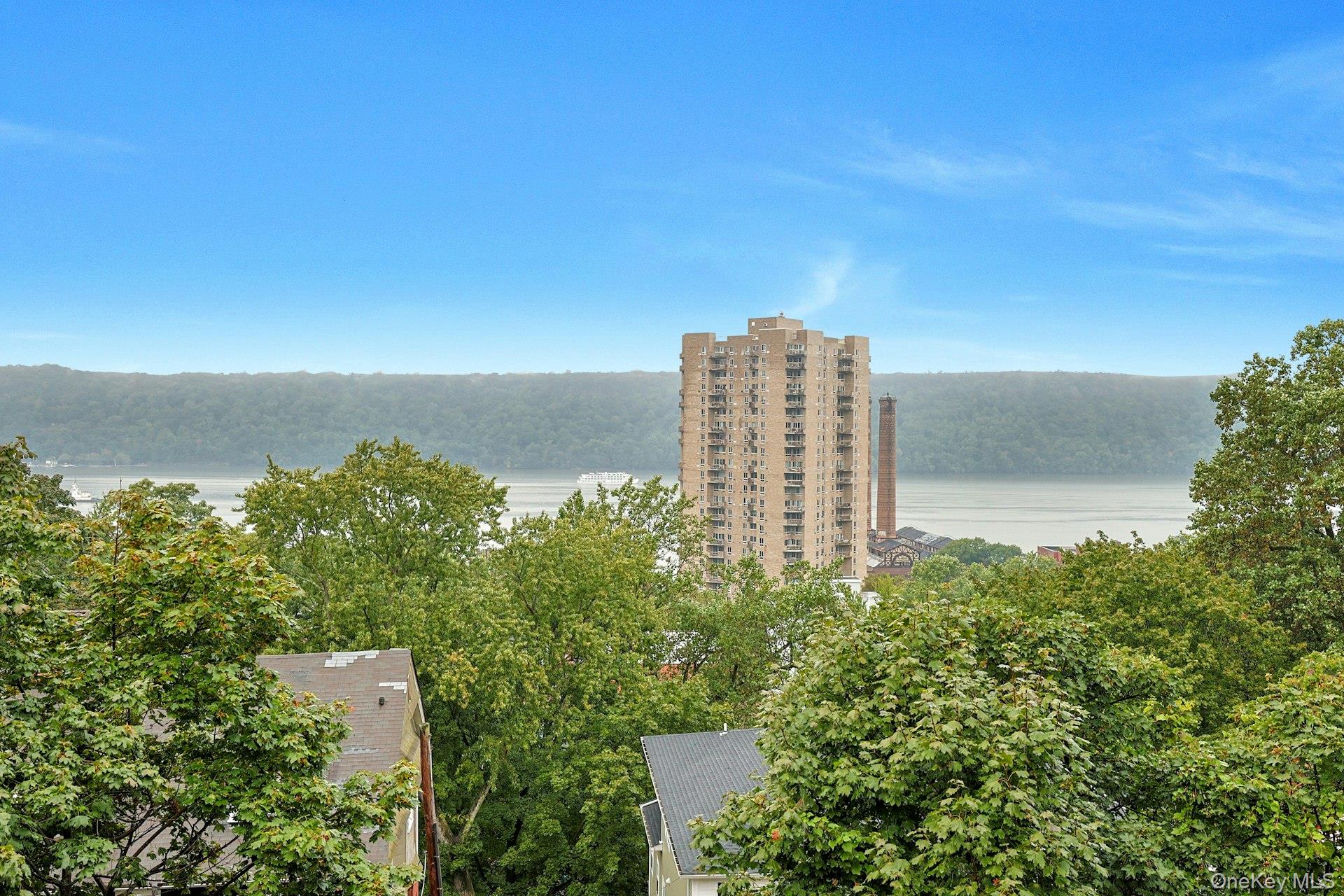 399 N Broadway # 2Q, Yonkers, NY 10701