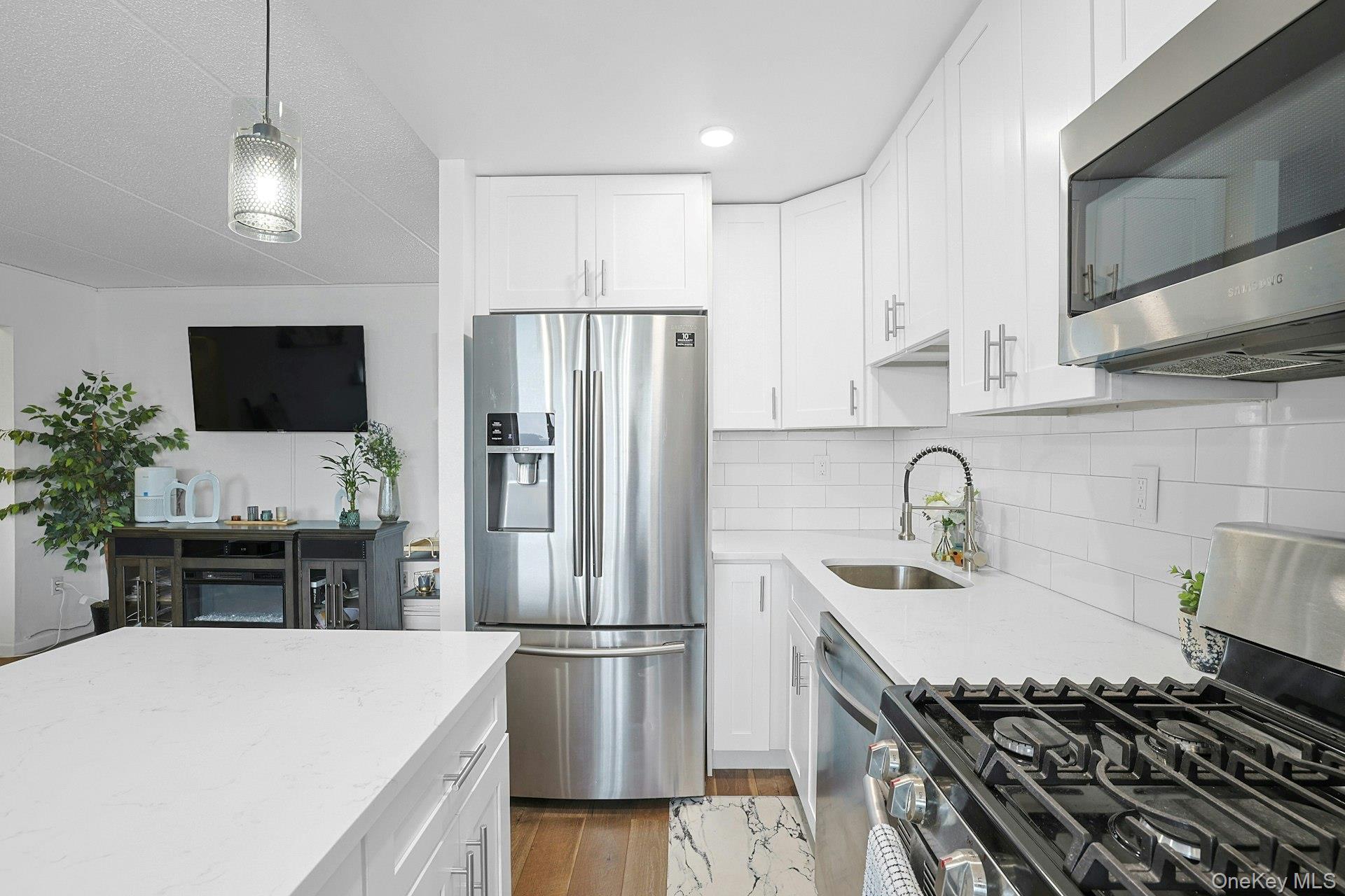 399 N Broadway # 2Q, Yonkers, NY 10701