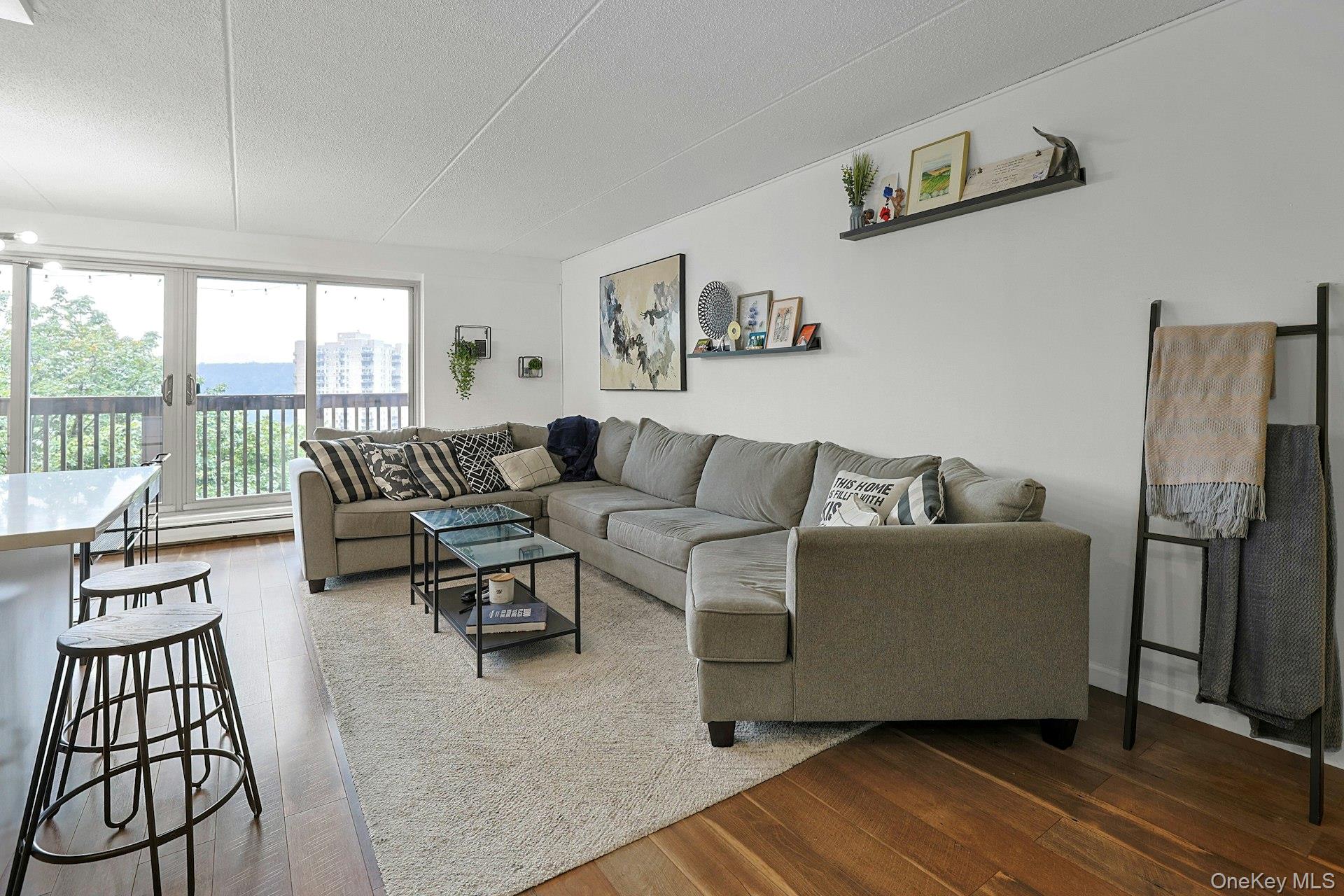 399 N Broadway # 2Q, Yonkers, NY 10701