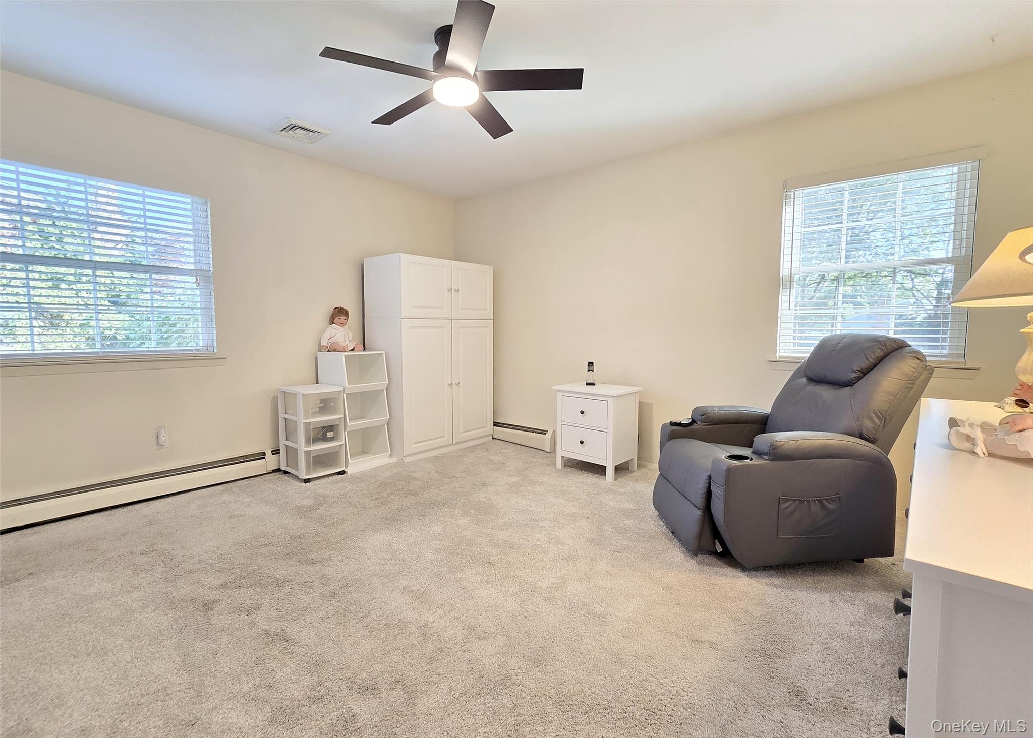 8 Gary Place, Selden, NY 11784