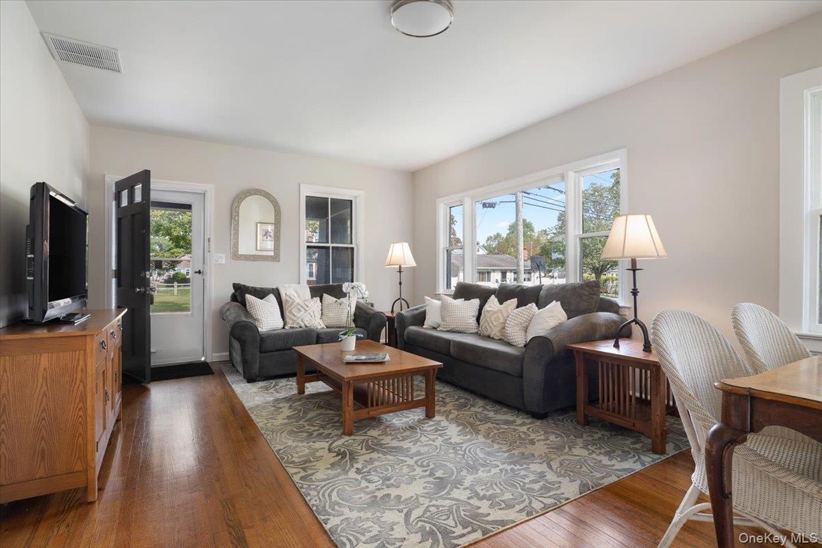 246 Locust Avenue, Babylon, NY 11702