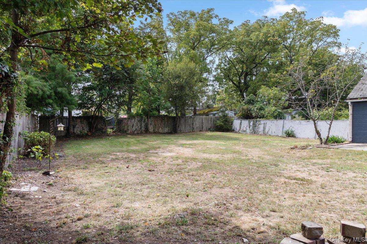 246 Locust Avenue, Babylon, NY 11702